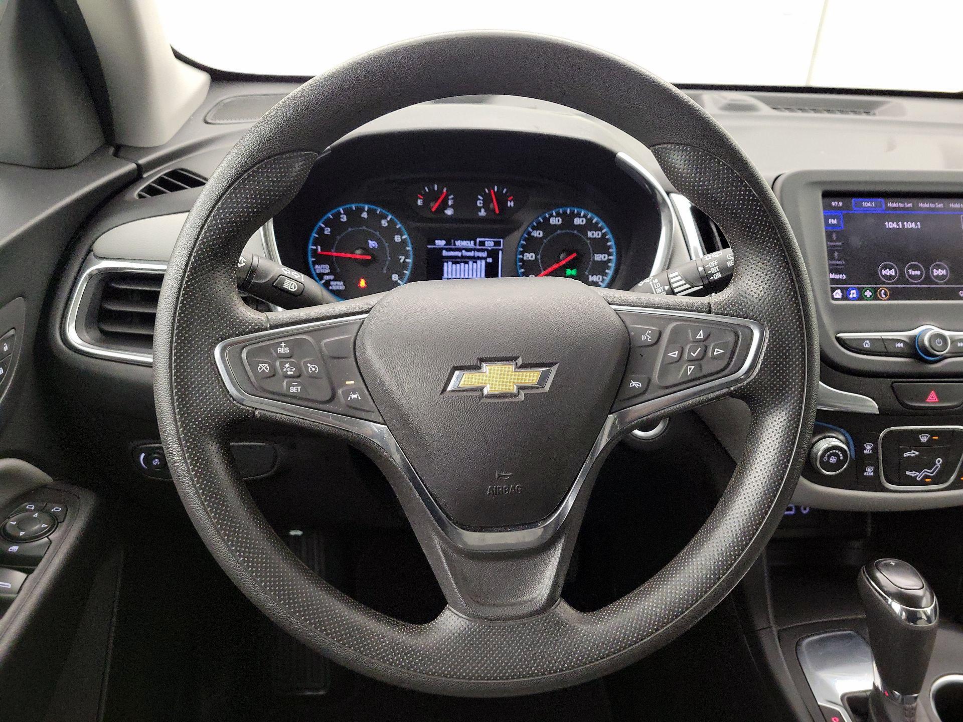 Thumbnail: 2020 Chevrolet Equinox - 10