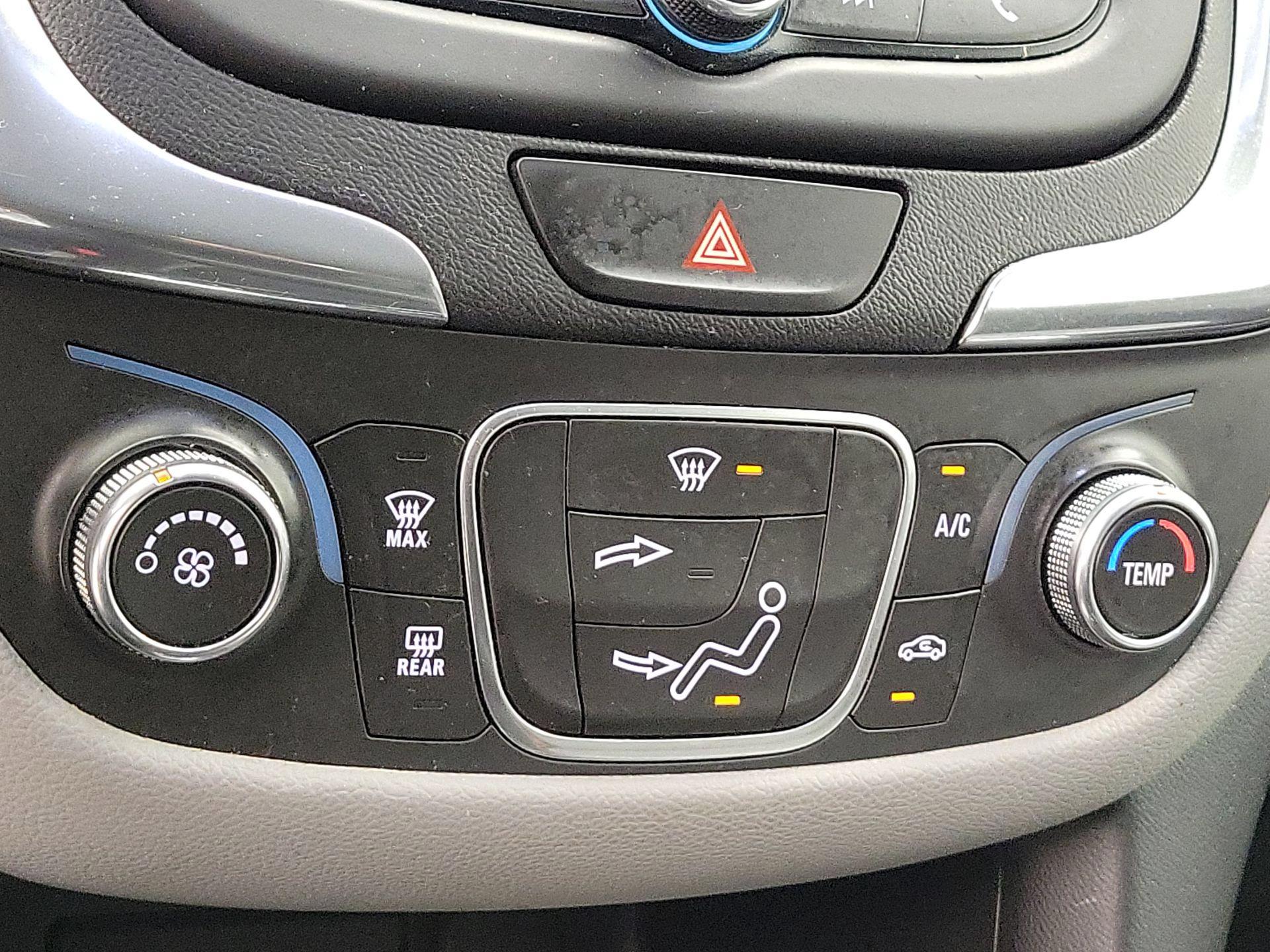 Thumbnail: 2020 Chevrolet Equinox - 16