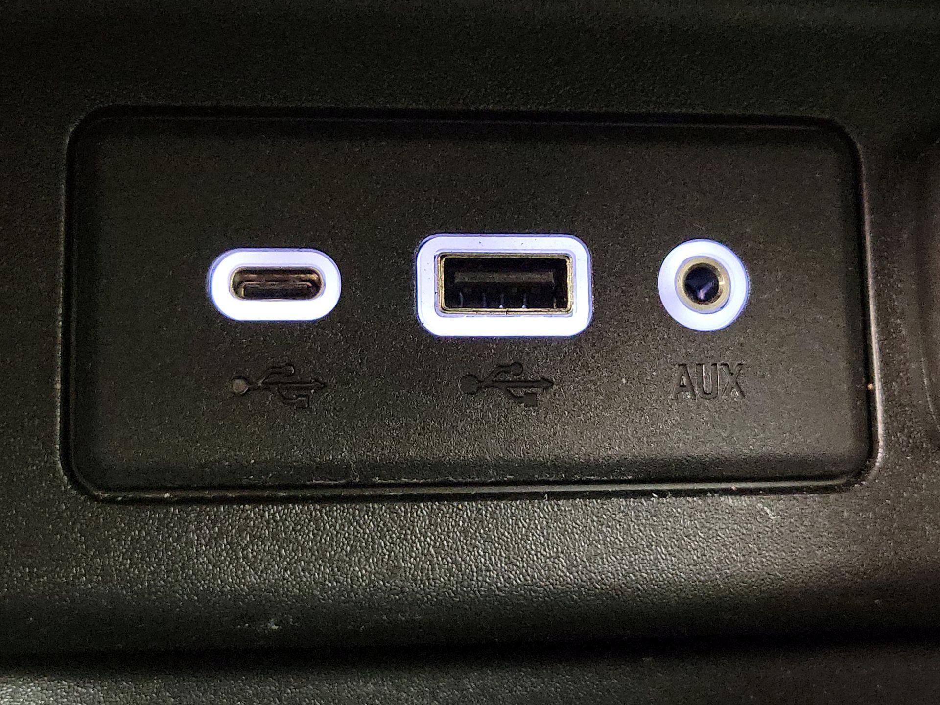 Thumbnail: 2020 Chevrolet Equinox - 18