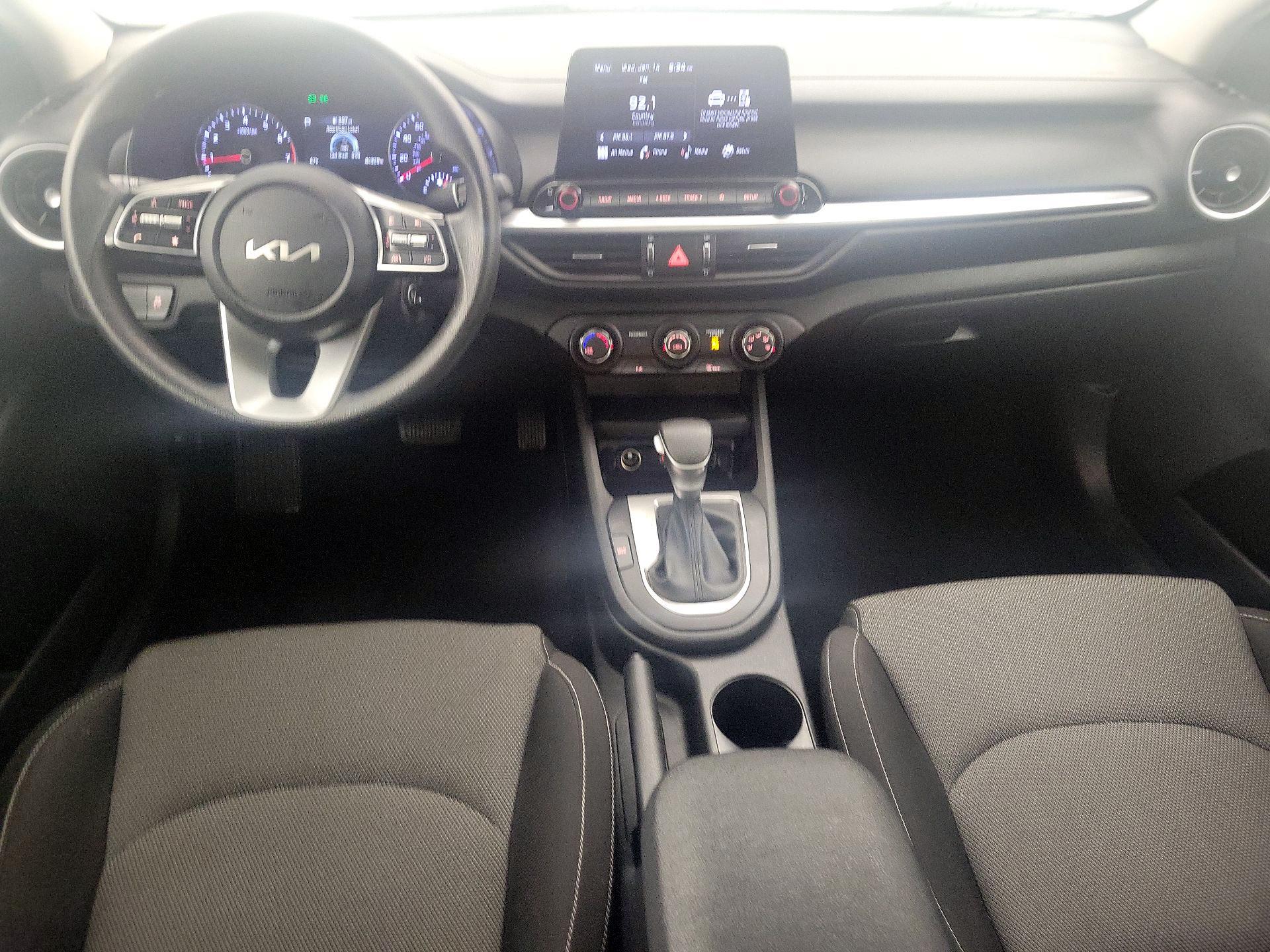 Thumbnail: 2024 Kia Forte - 9