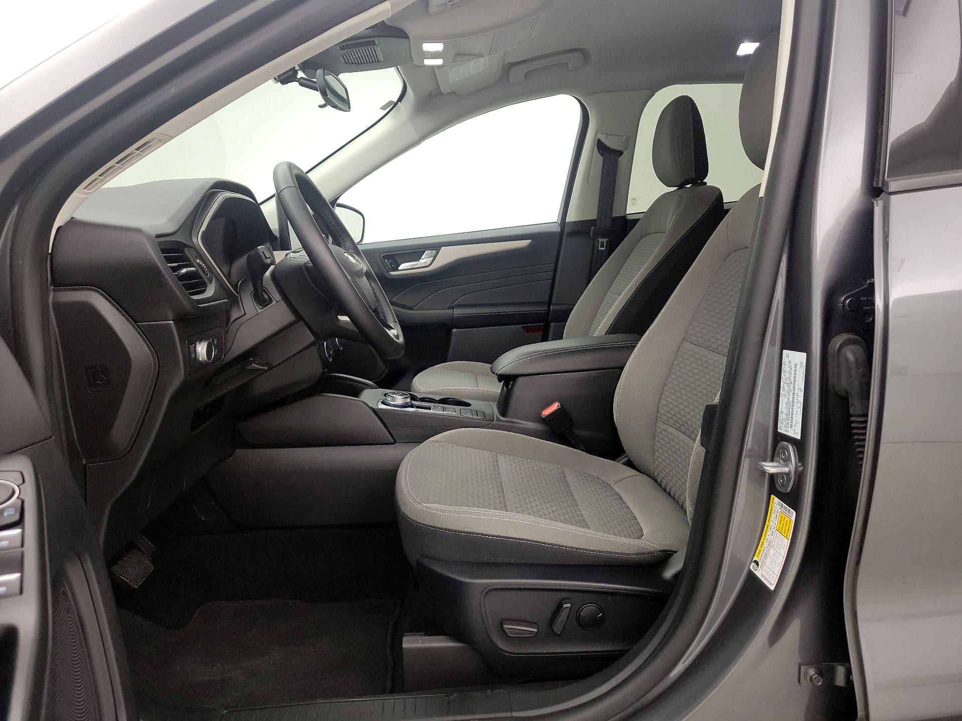 Thumbnail: 2021 Ford Escape - 11