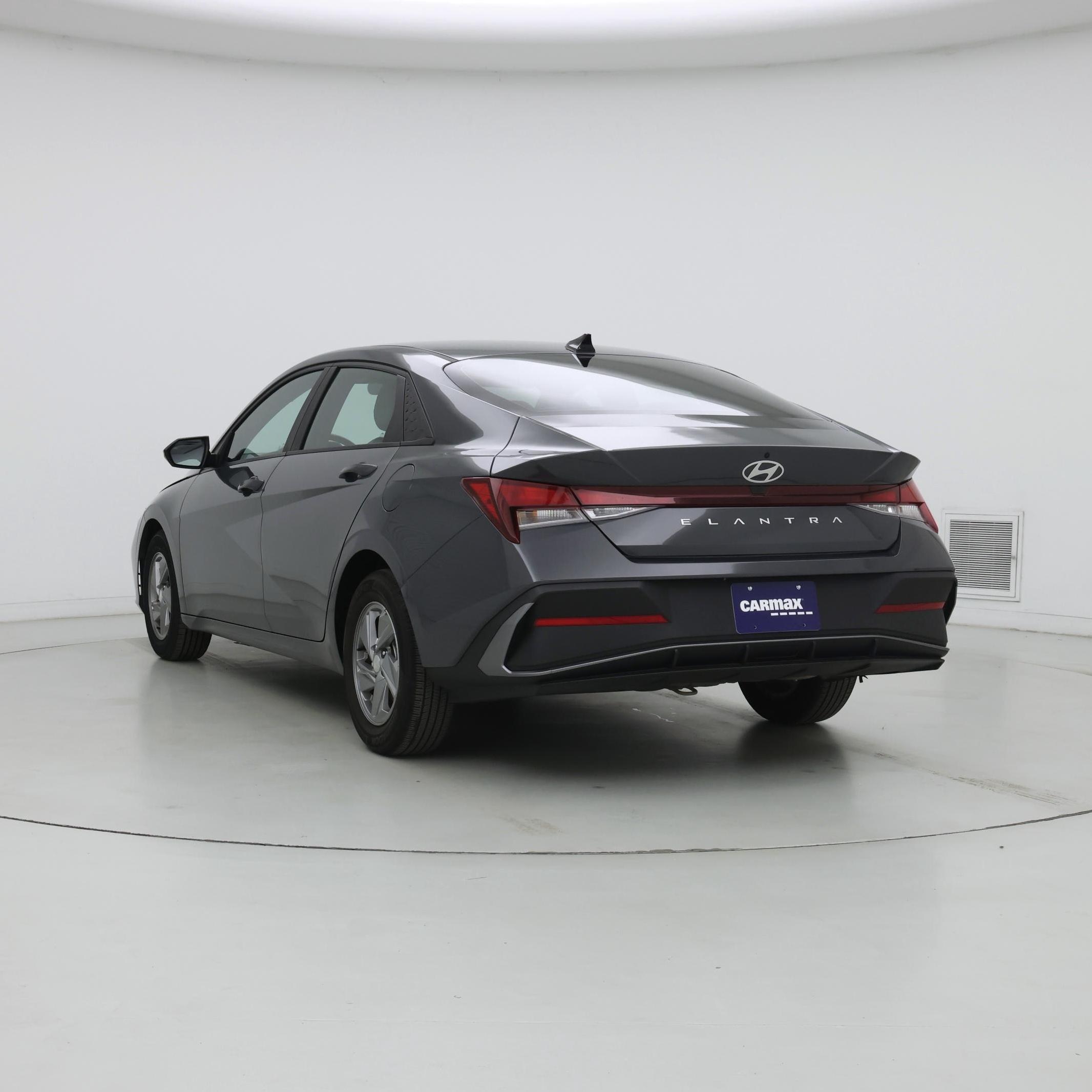 Thumbnail: 2024 Hyundai Elantra - 2