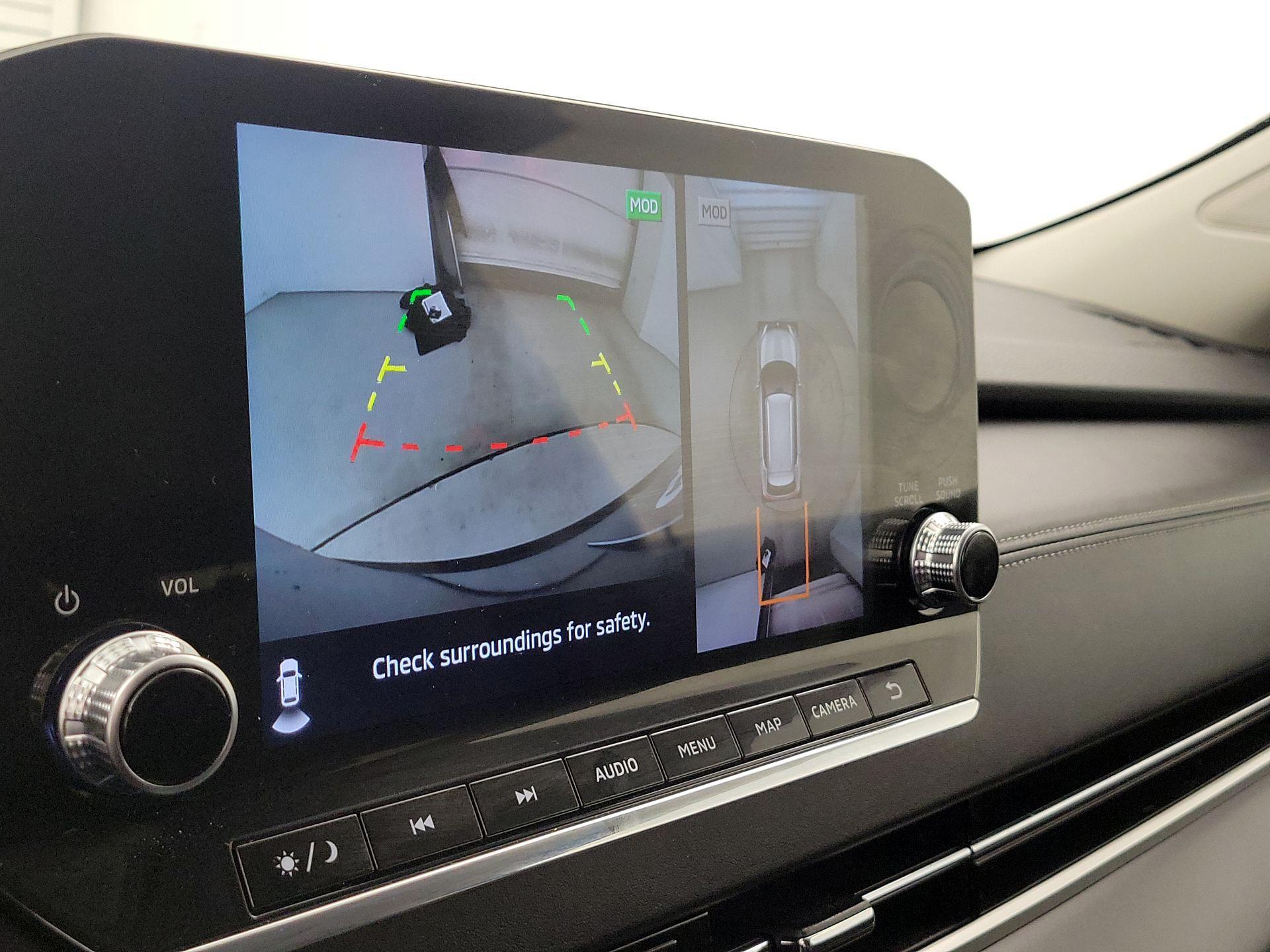 Thumbnail: 2024 Mitsubishi Outlander - 15