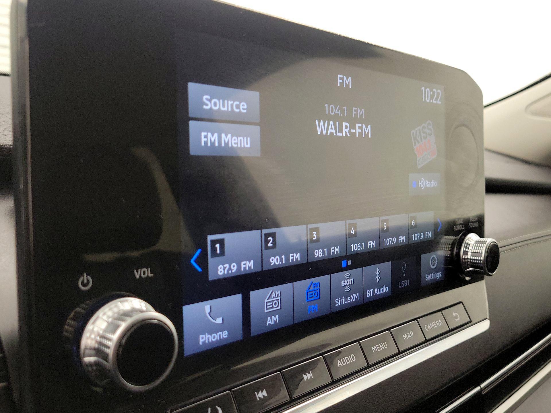 Thumbnail: 2024 Mitsubishi Outlander - 16