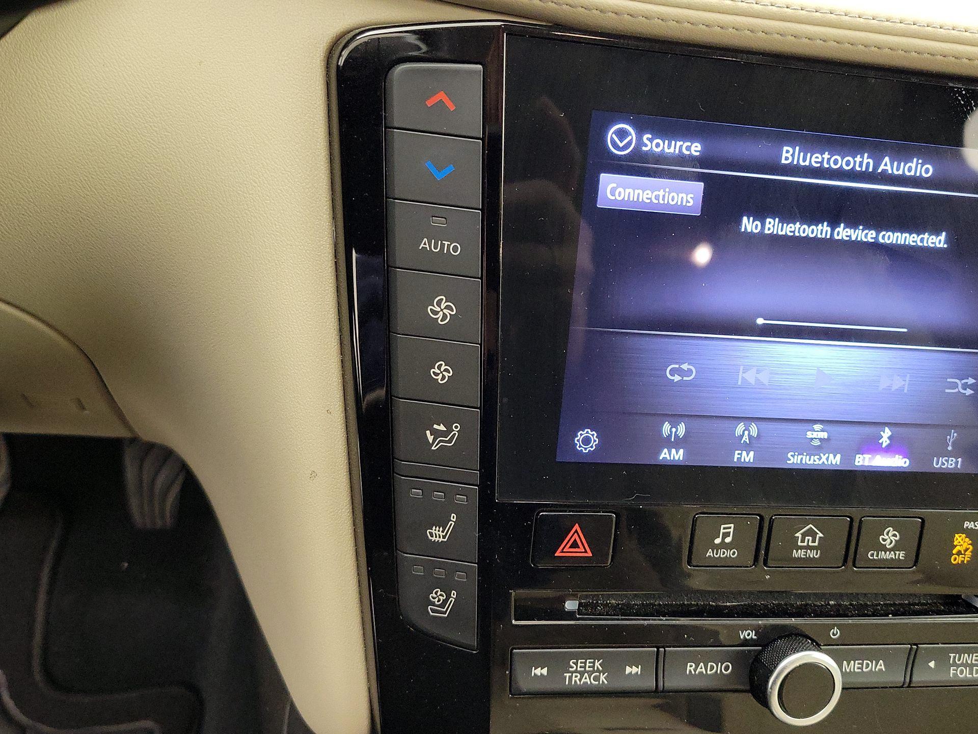 Thumbnail: 2022 INFINITI QX50 - 17