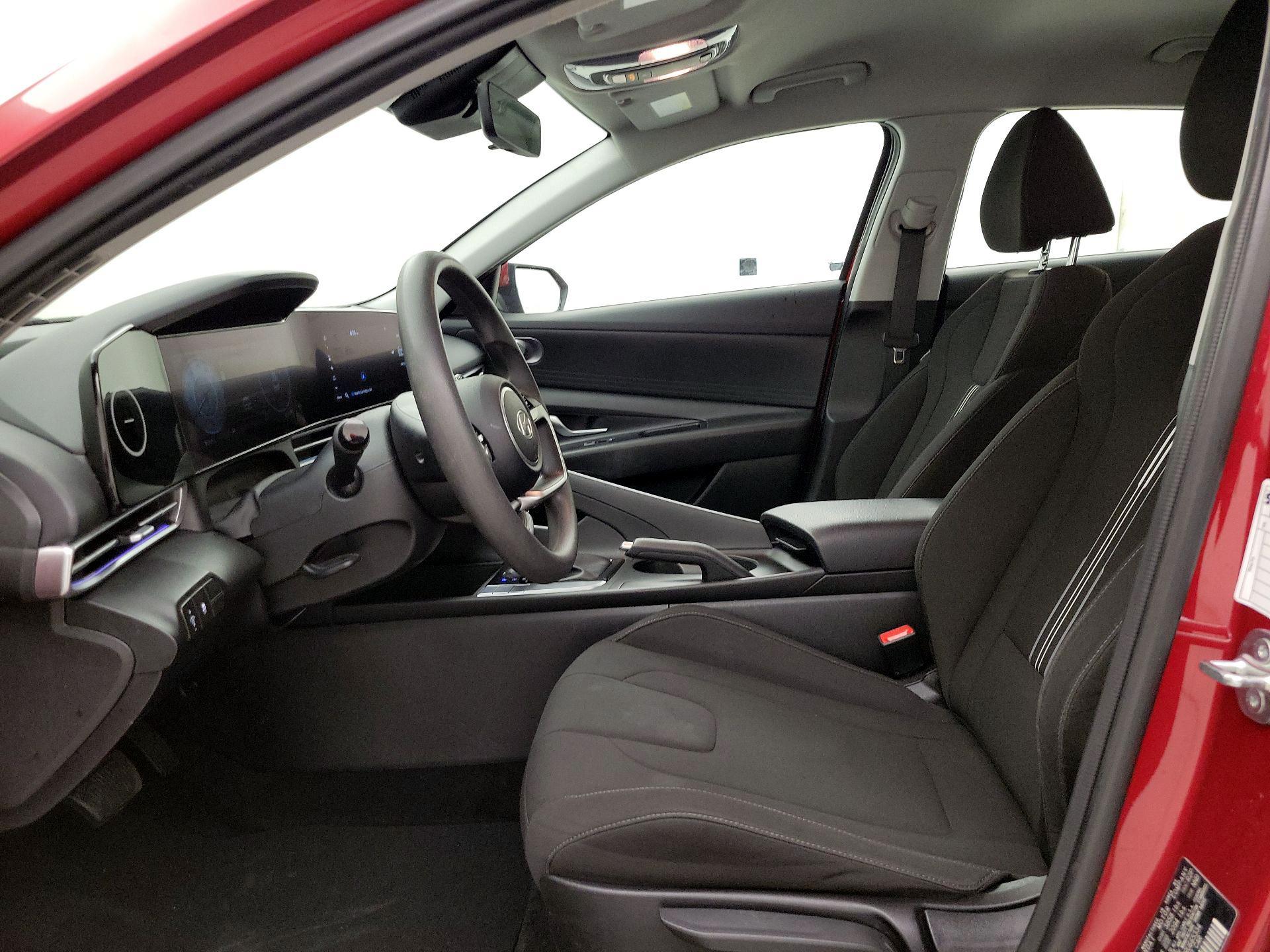 Thumbnail: 2024 Hyundai Elantra - 11