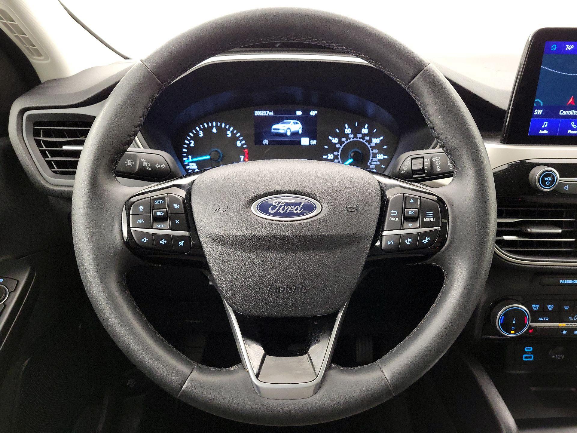 Thumbnail: 2022 Ford Escape - 10