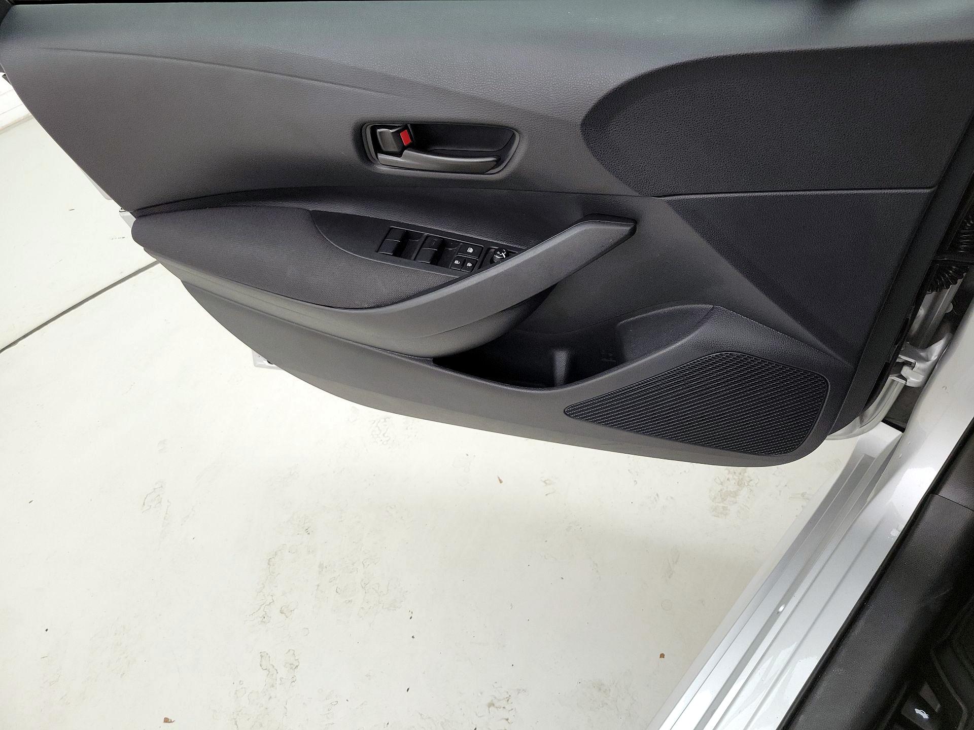 Thumbnail: 2025 Toyota Corolla - 12