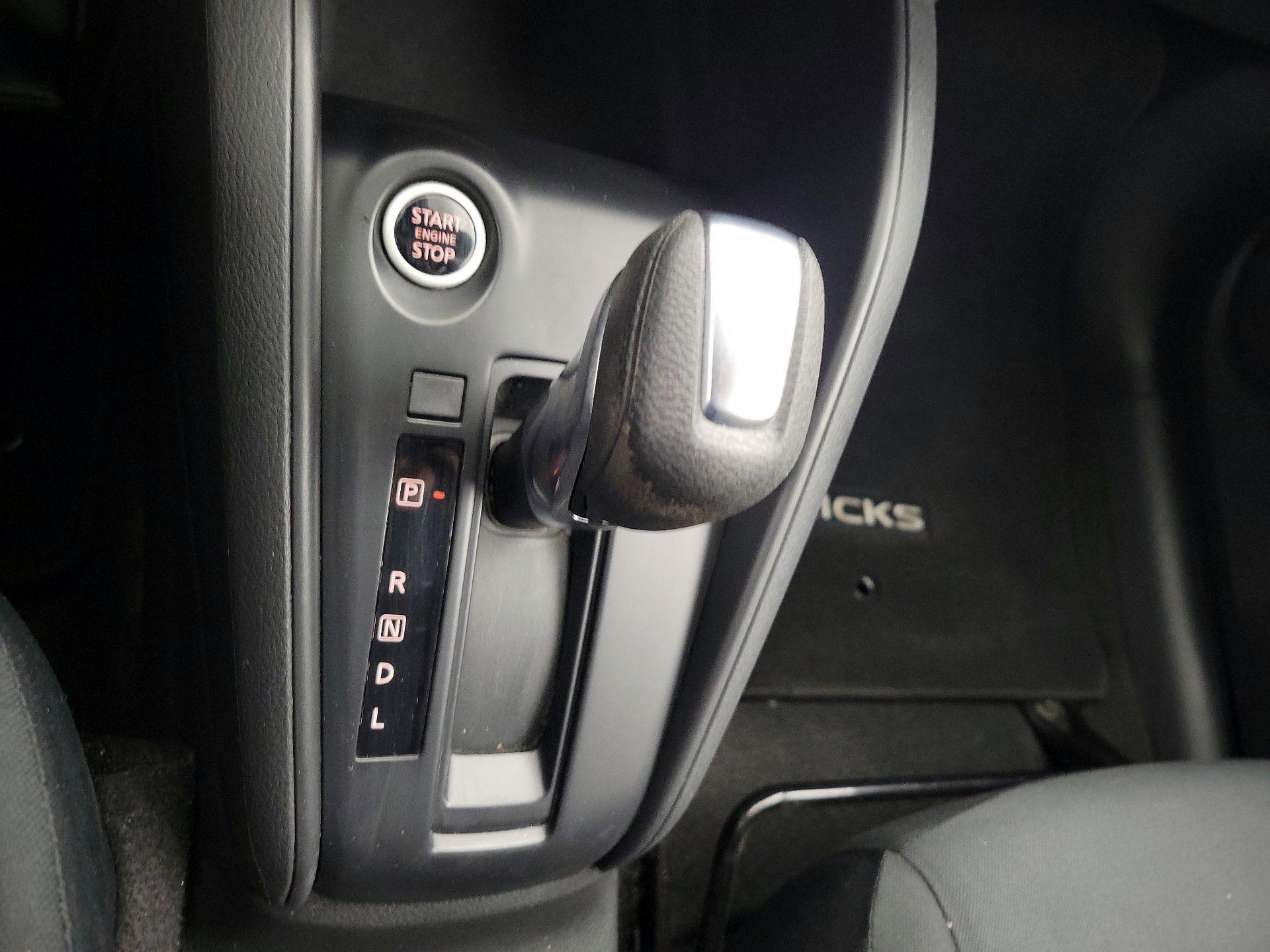 Thumbnail: 2023 Nissan Kicks - 17