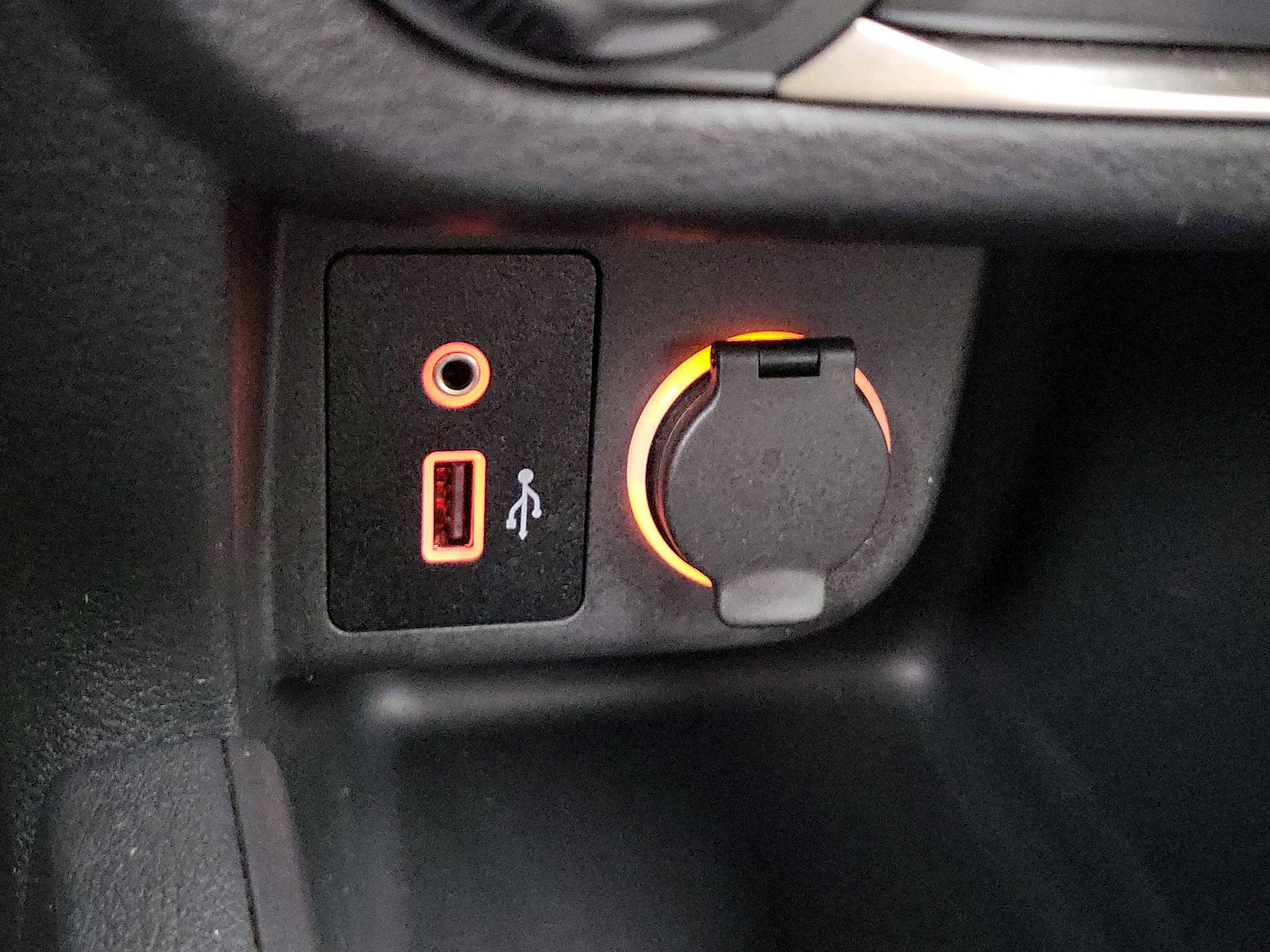 Thumbnail: 2023 Nissan Kicks - 18