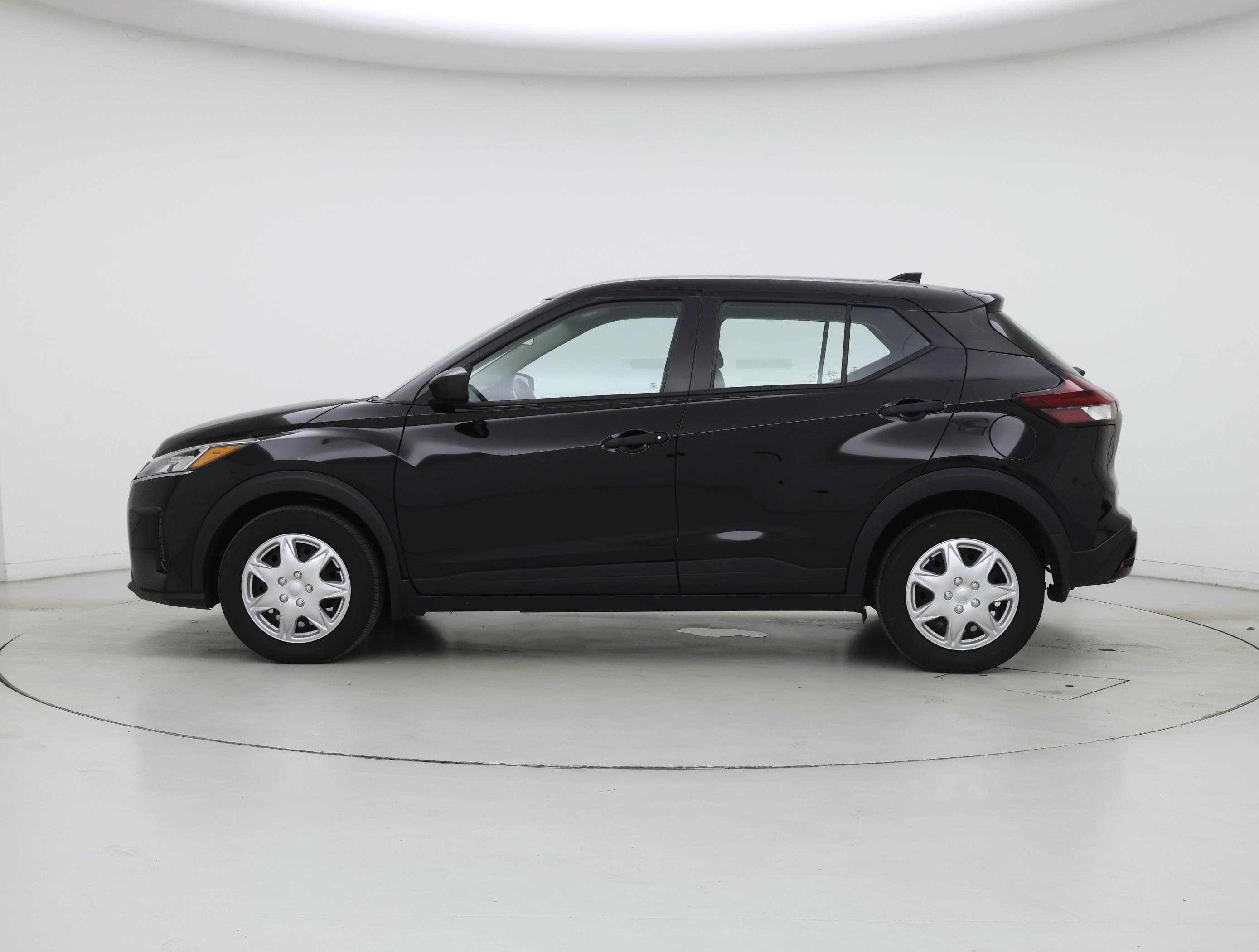 Thumbnail: 2023 Nissan Kicks - 3