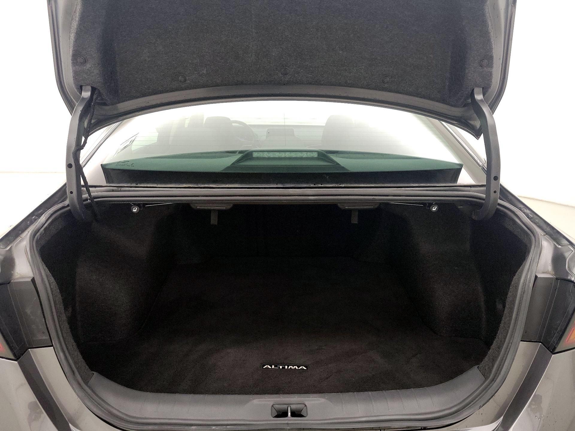 Thumbnail: 2024 Nissan Altima - 20