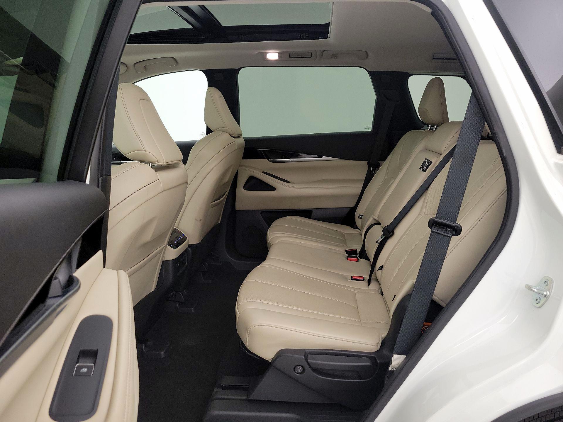 Thumbnail: 2023 INFINITI QX60 - 20