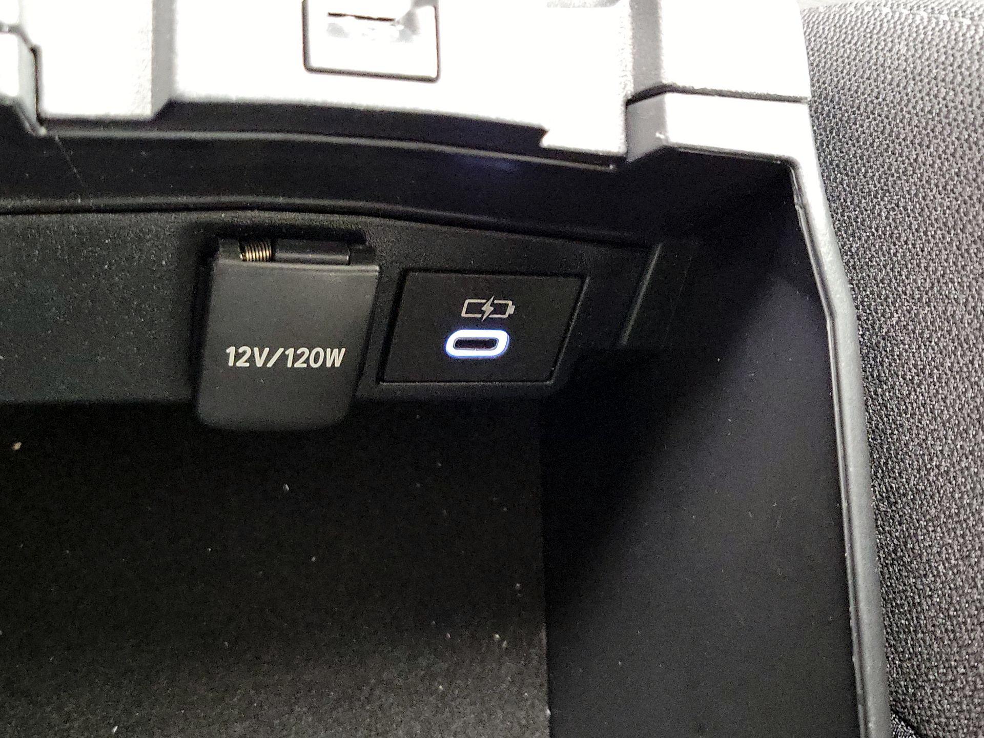 Thumbnail: 2024 Toyota Corolla - 18