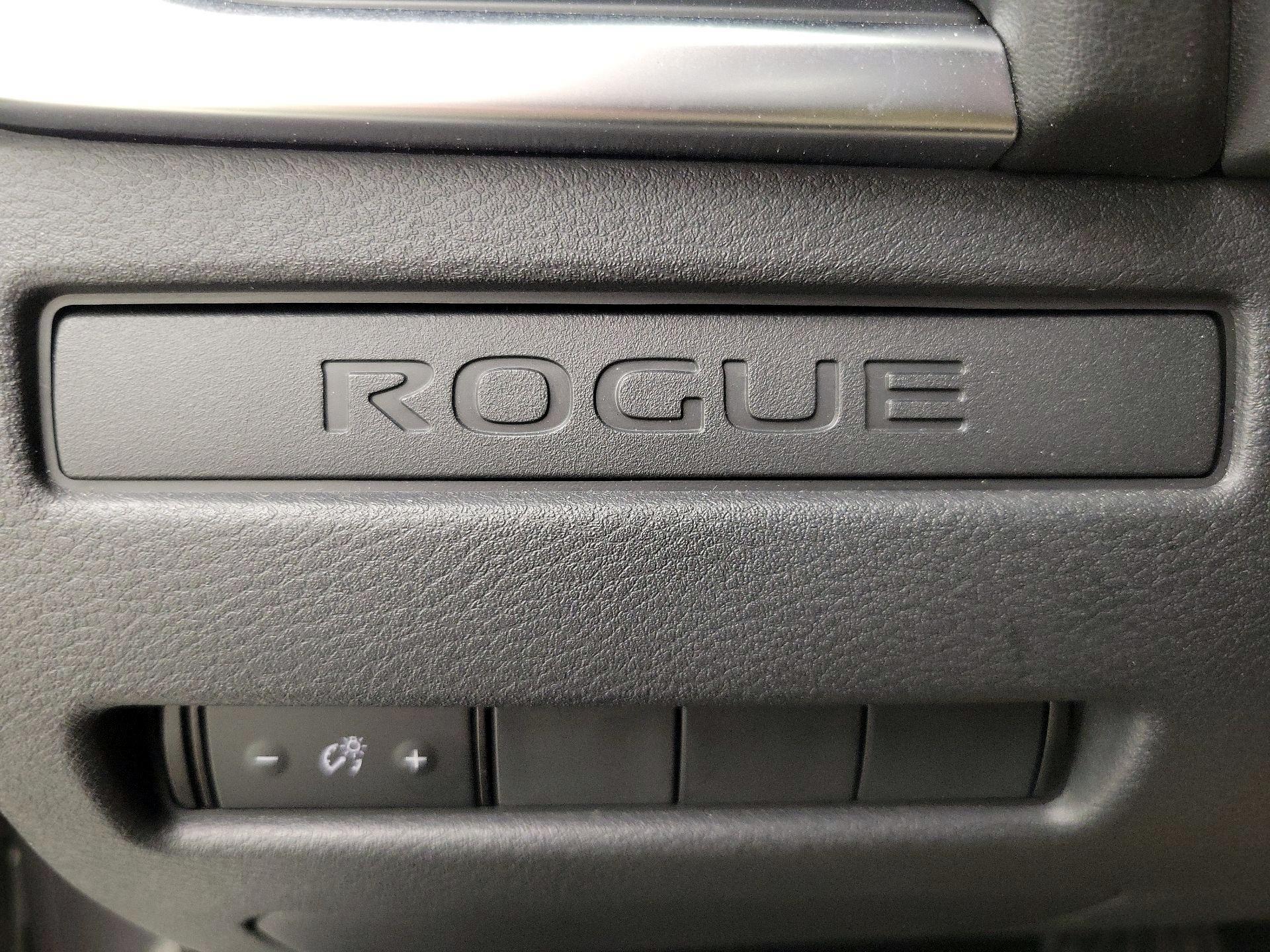 Thumbnail: 2023 Nissan Rogue - 13