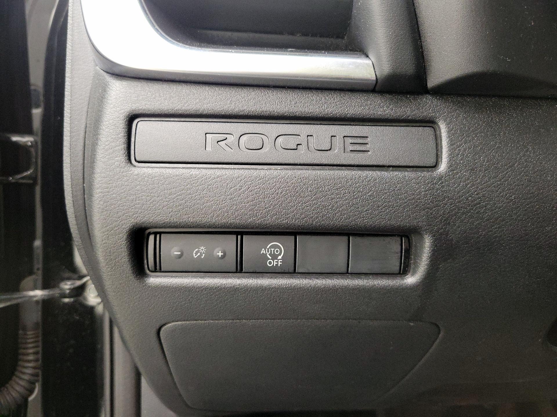 Thumbnail: 2023 Nissan Rogue - 13