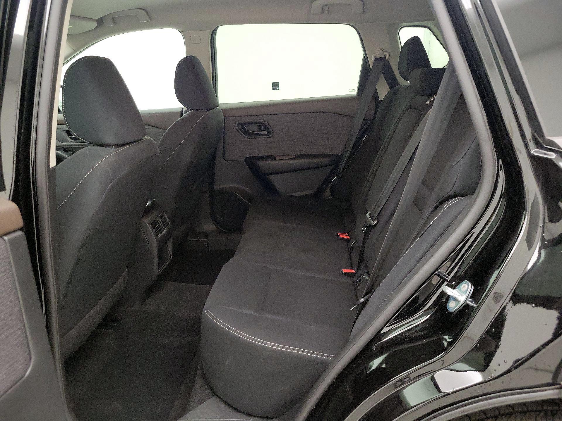 Thumbnail: 2023 Nissan Rogue - 19