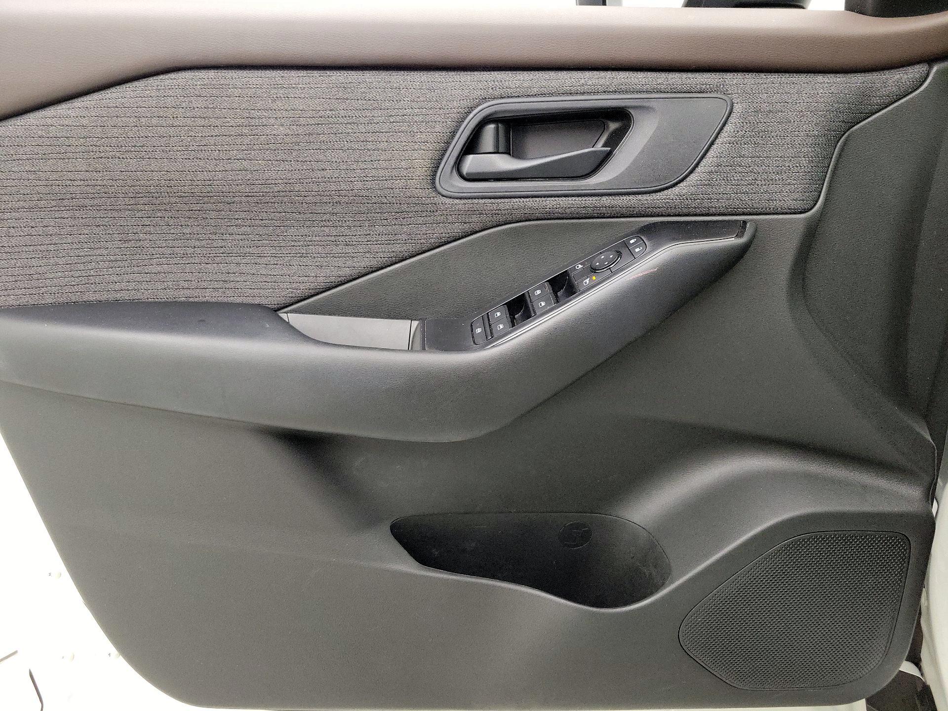 Thumbnail: 2023 Nissan Rogue - 12