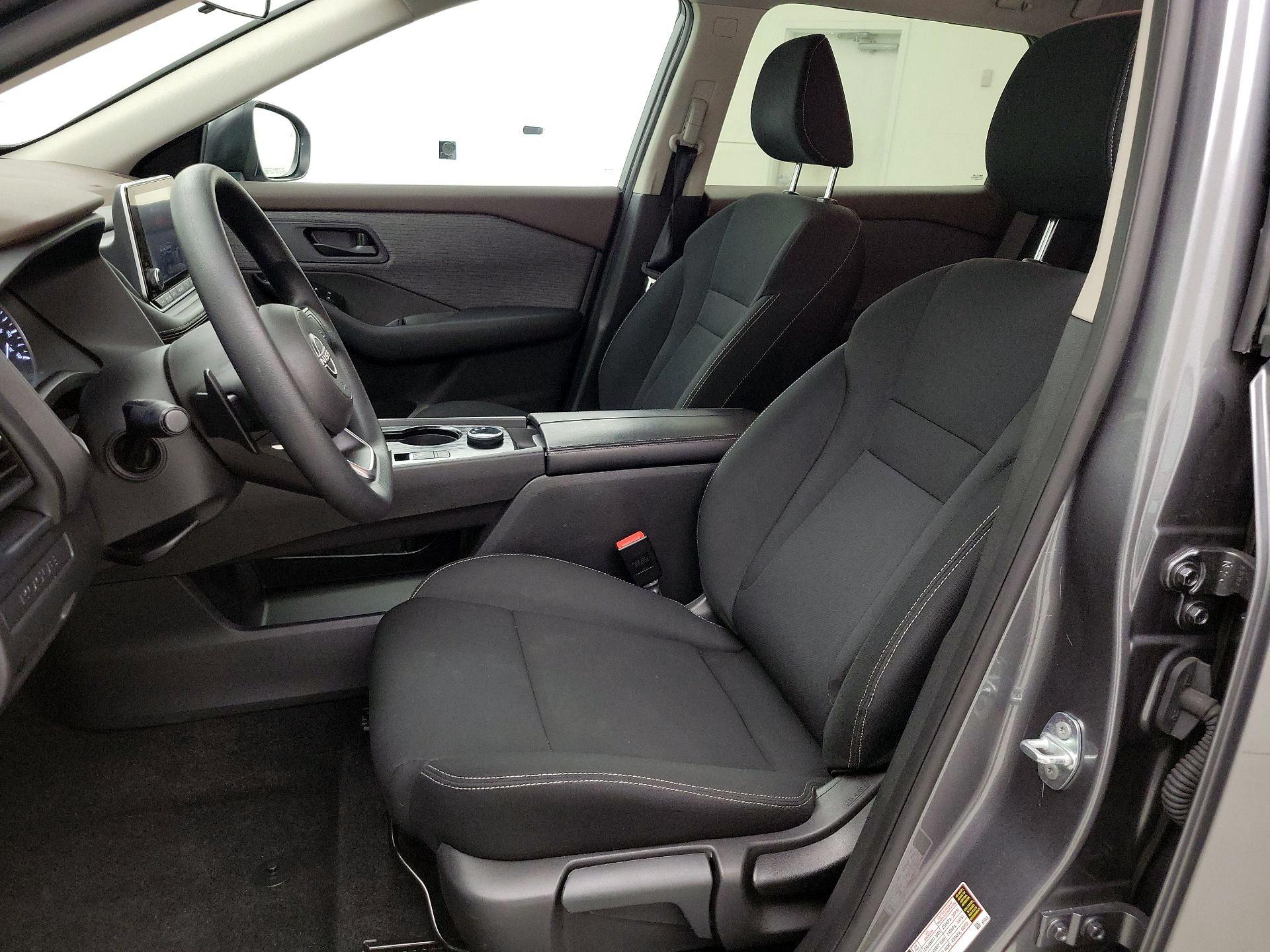 Thumbnail: 2023 Nissan Rogue - 11