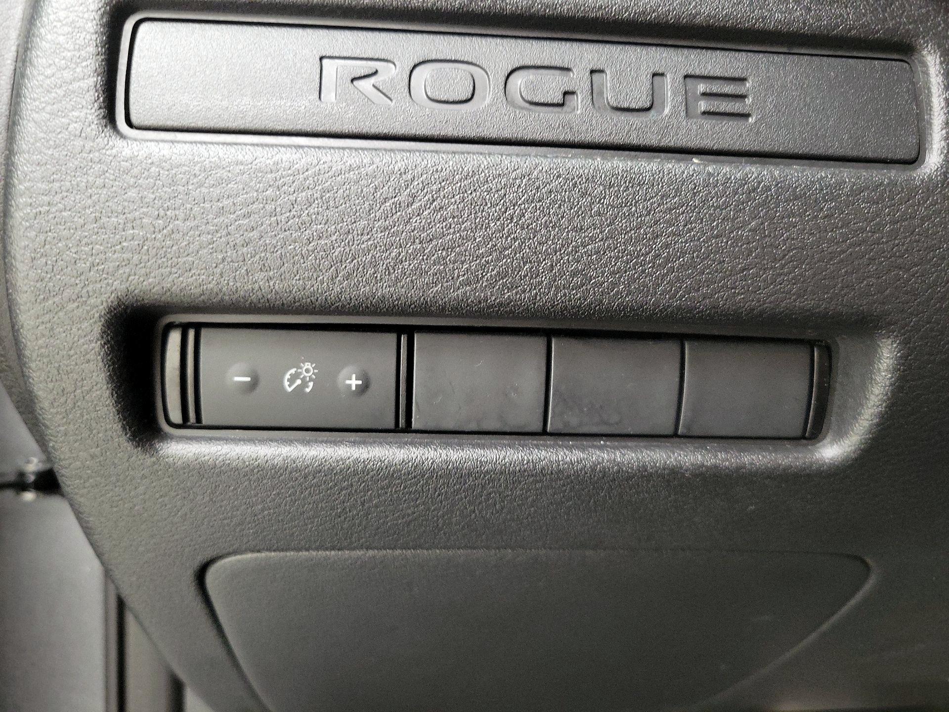 Thumbnail: 2023 Nissan Rogue - 13