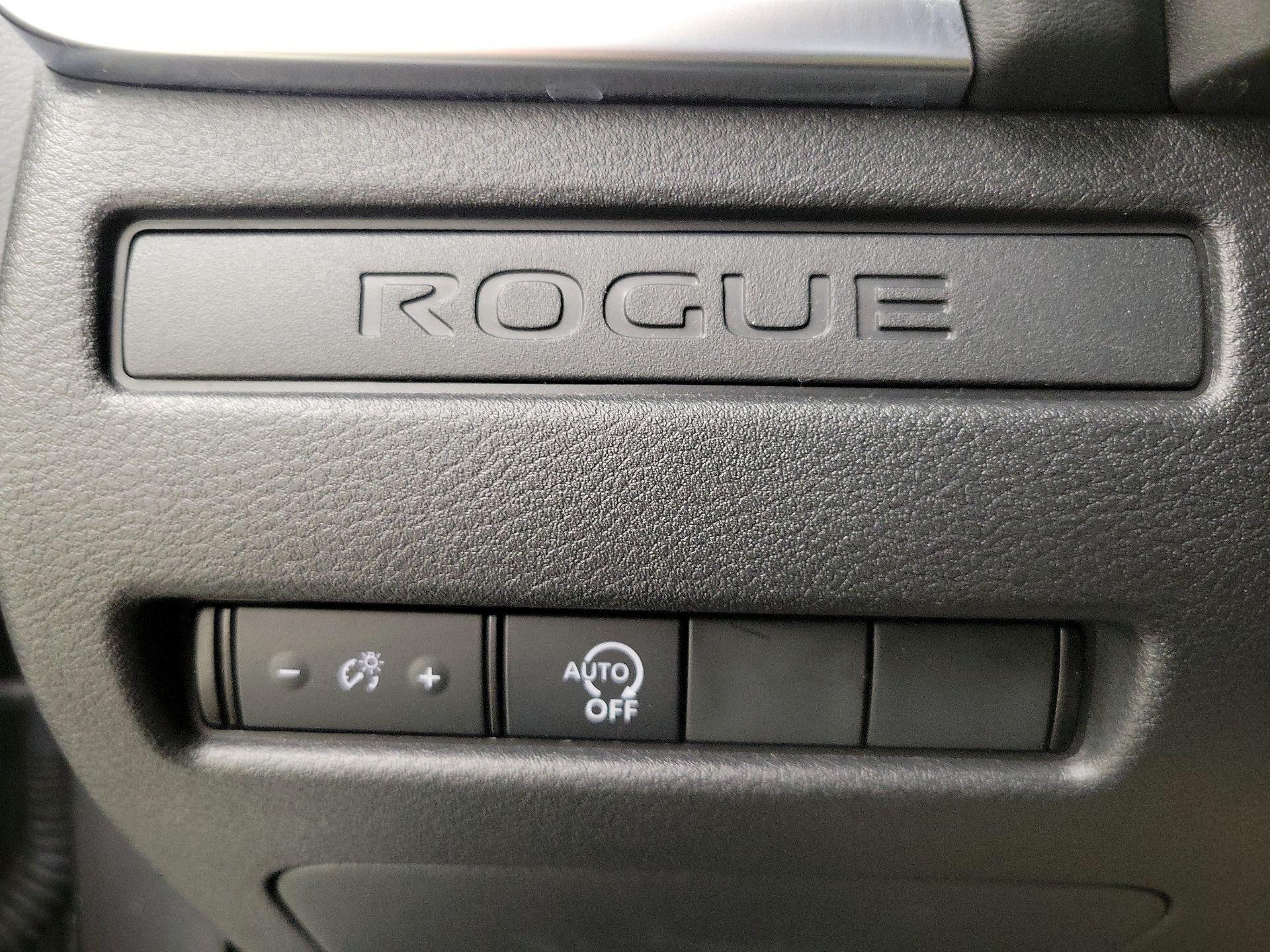 Thumbnail: 2023 Nissan Rogue - 13