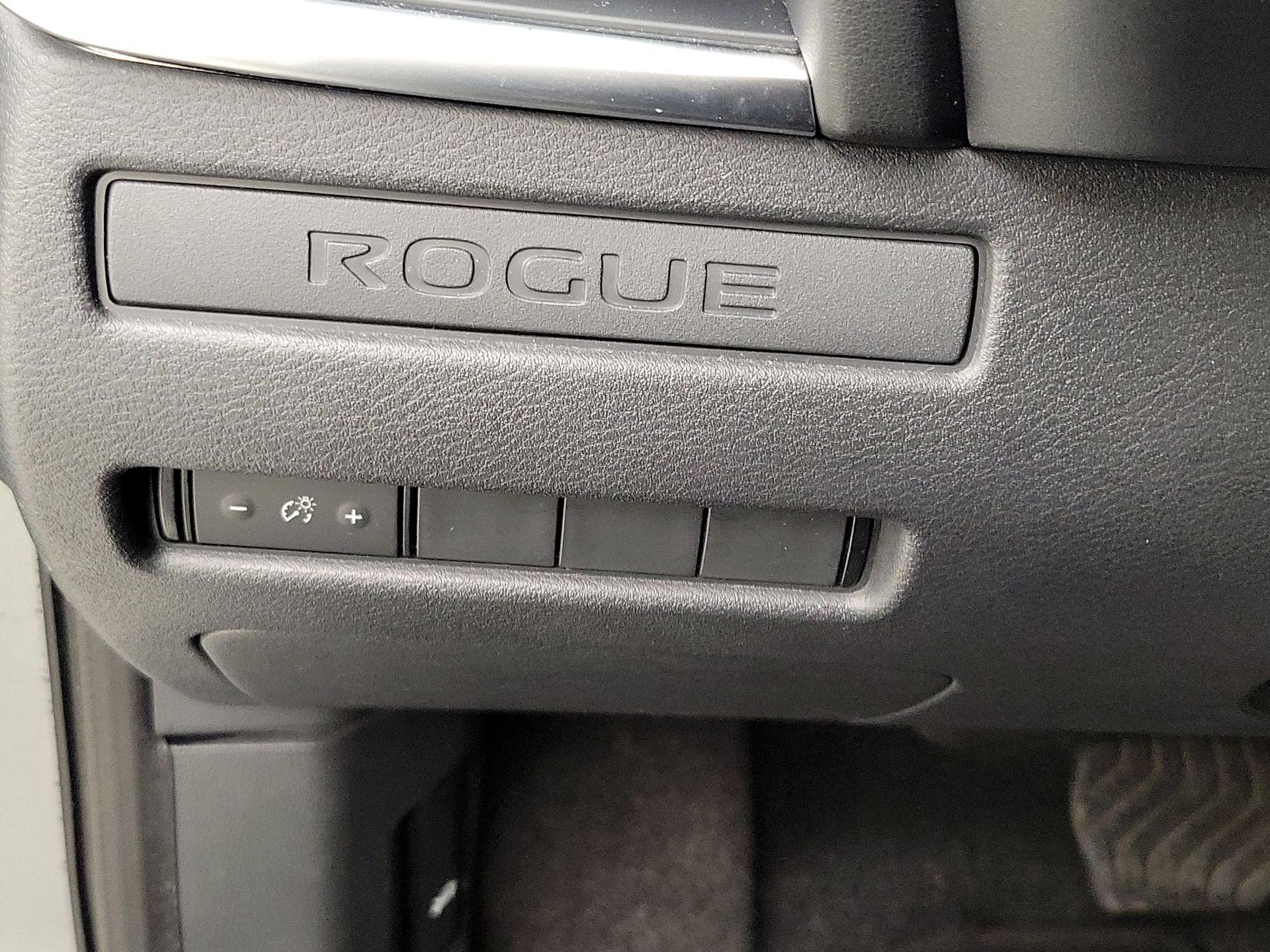 Thumbnail: 2023 Nissan Rogue - 13