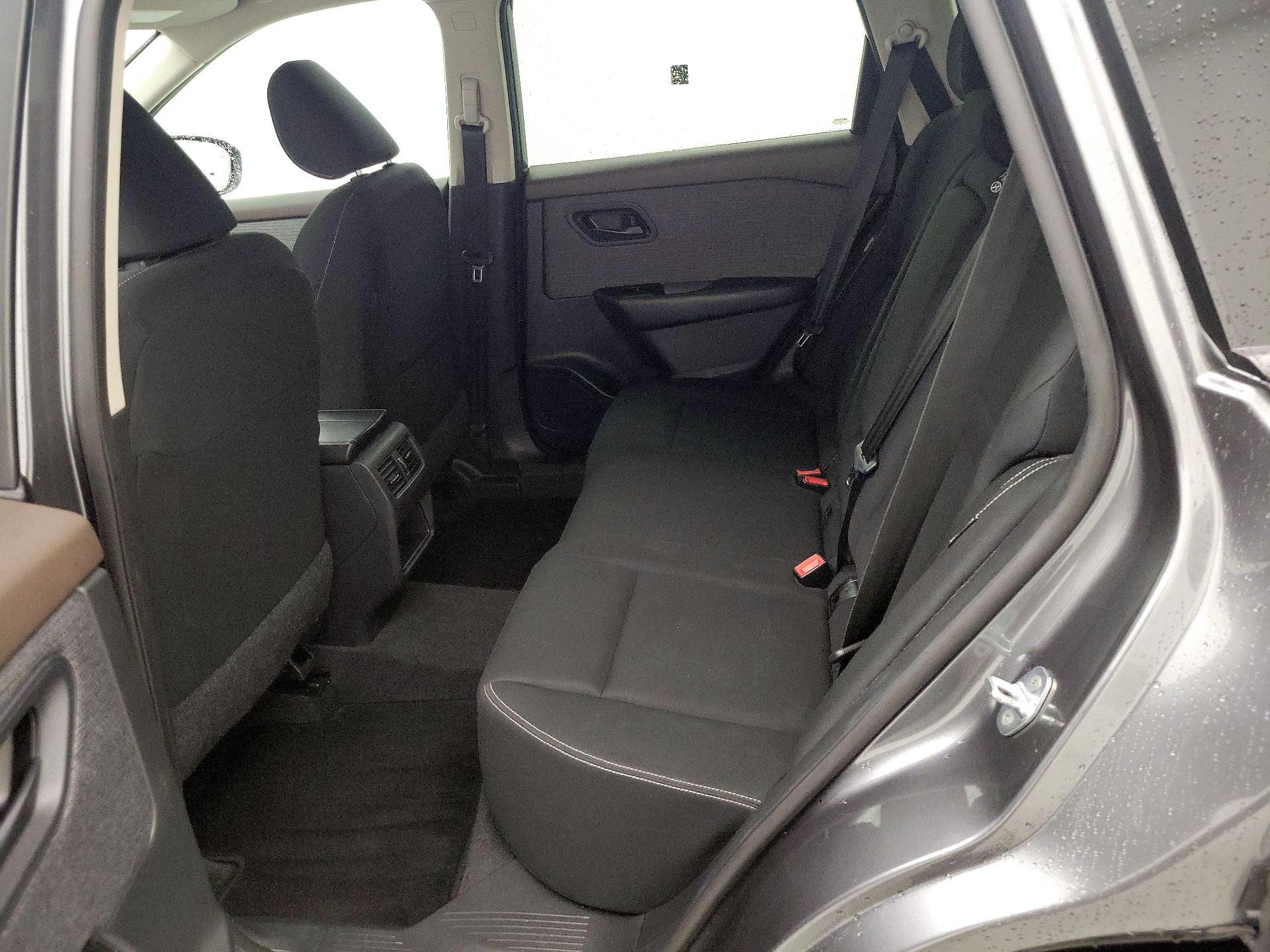 Thumbnail: 2023 Nissan Rogue - 19