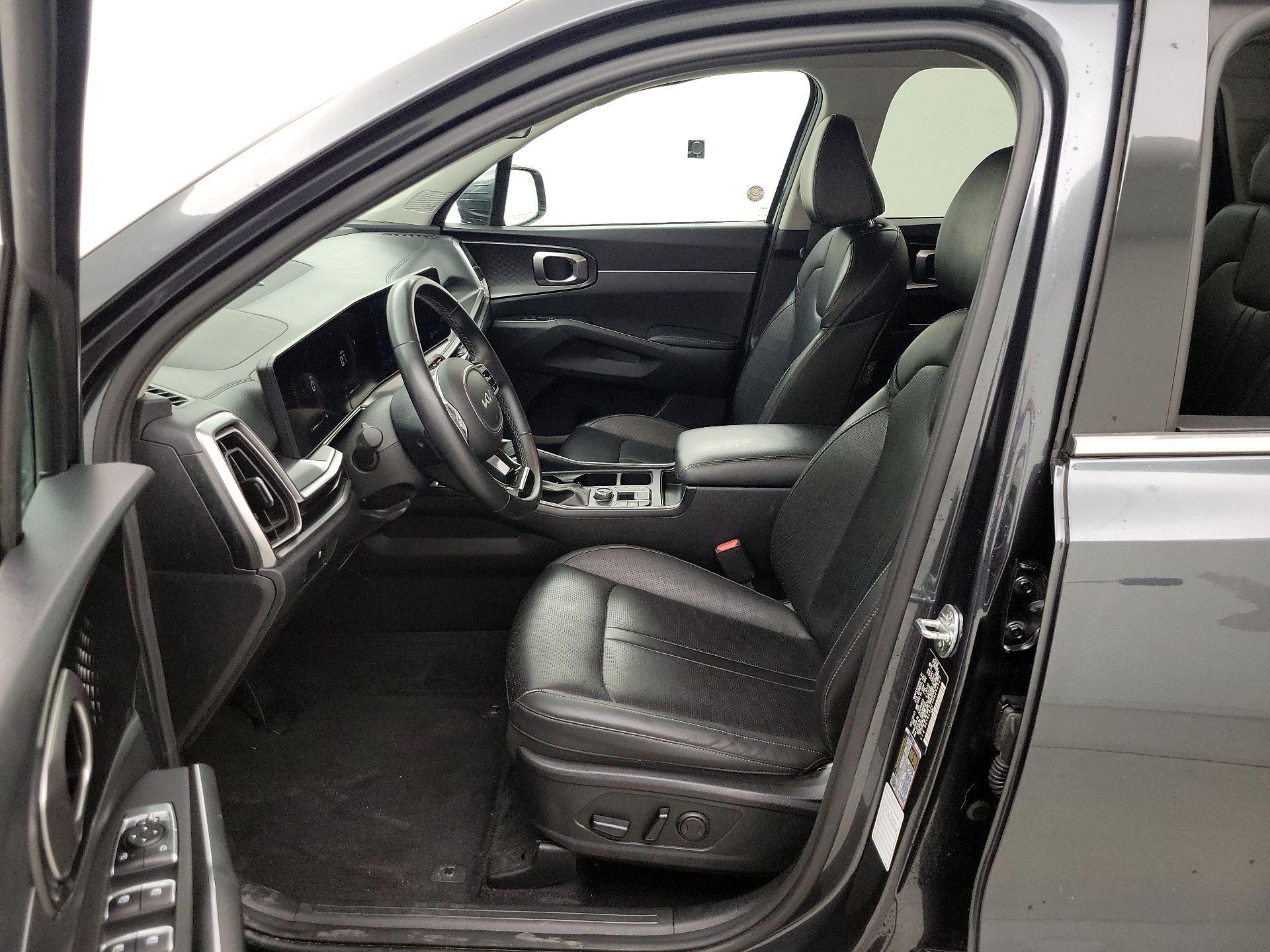 Thumbnail: 2024 Kia Sorento - 11