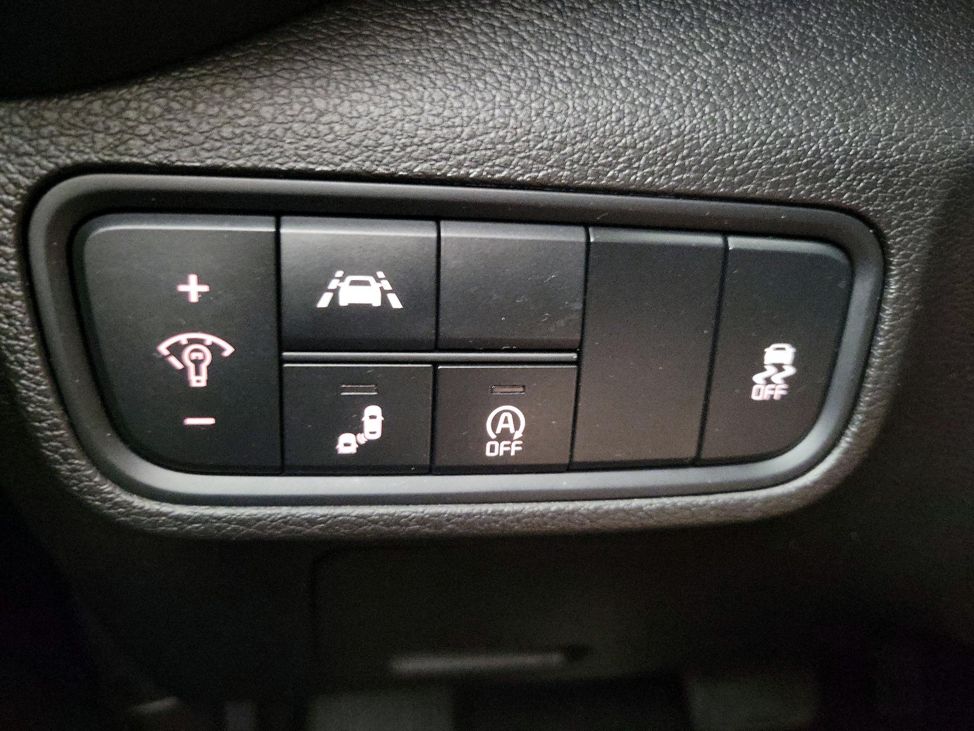 Thumbnail: 2021 Kia Soul - 13