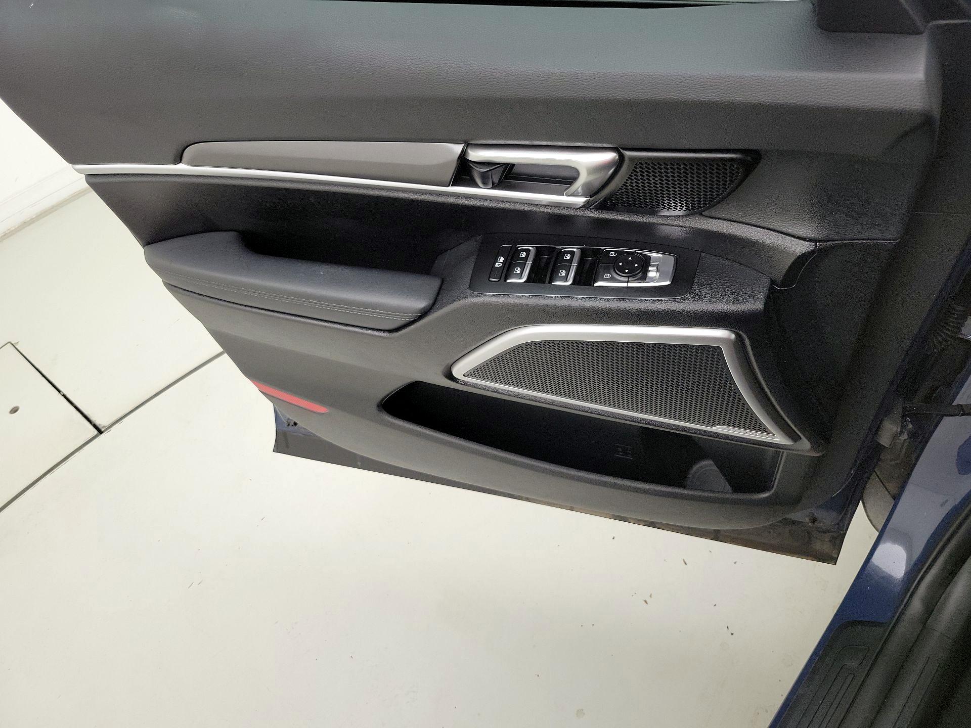 Thumbnail: 2023 Kia Telluride - 12