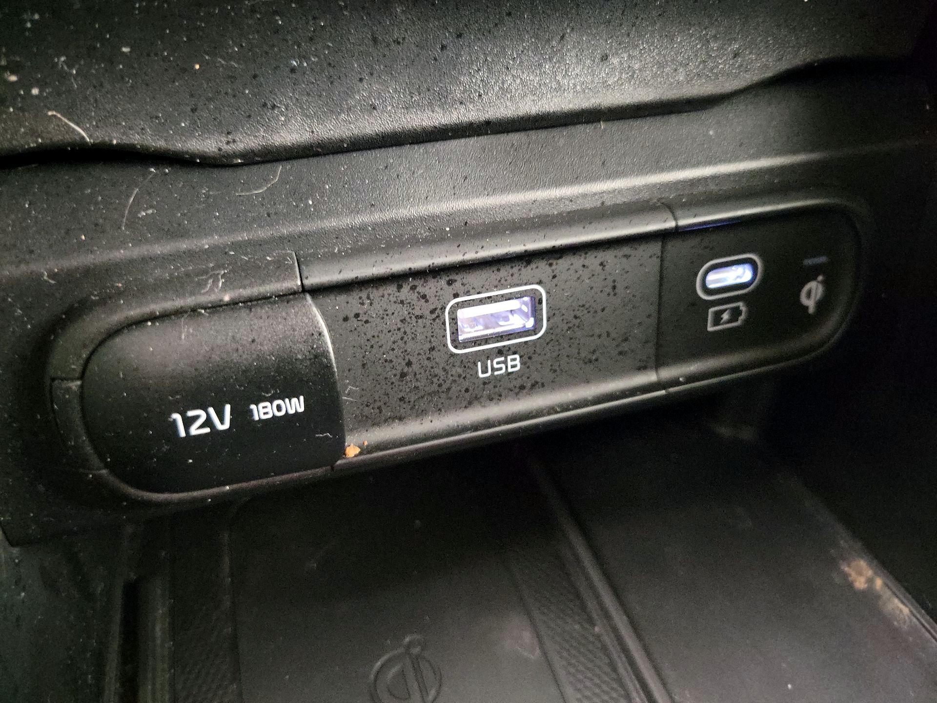 Thumbnail: 2023 Kia Telluride - 19