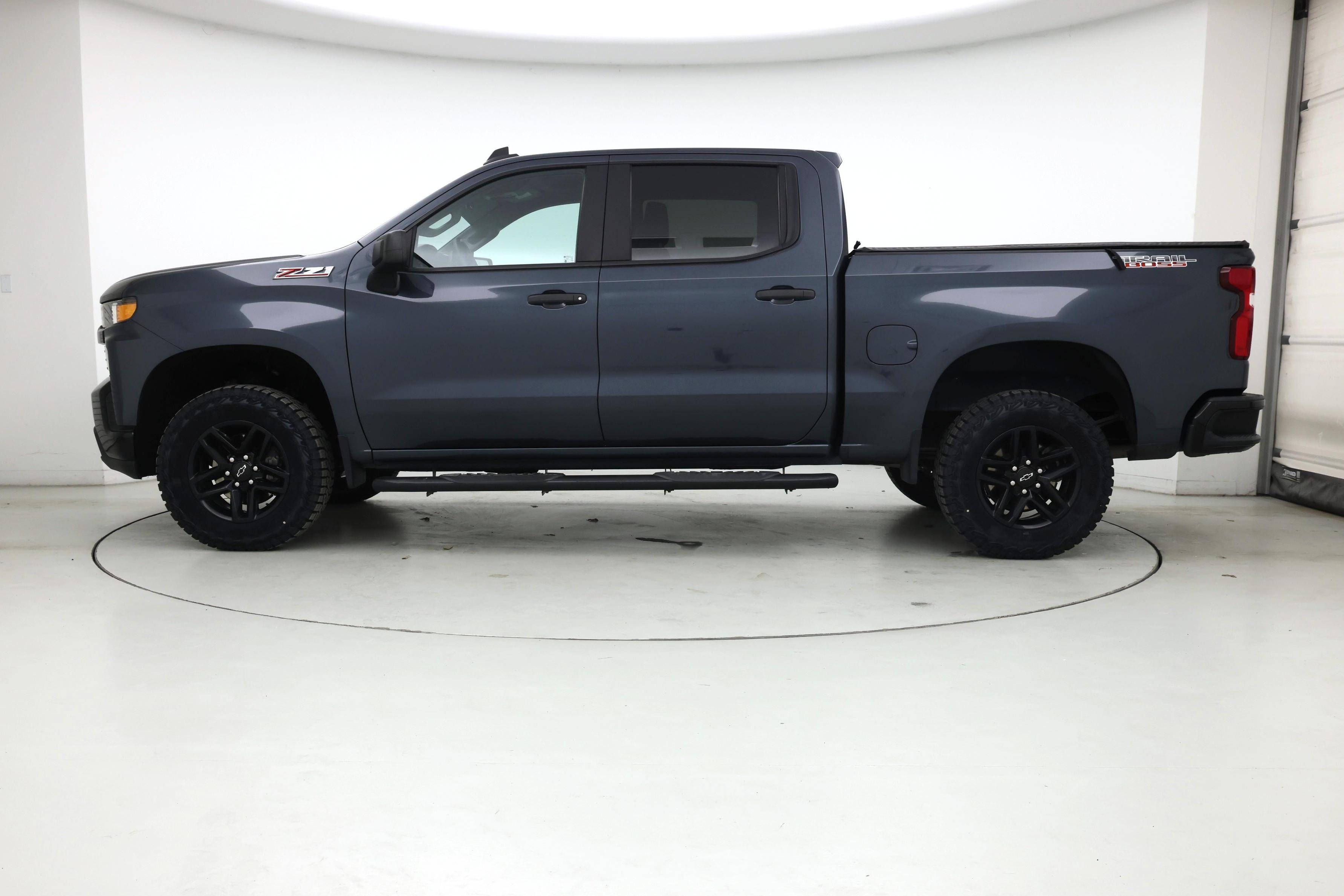 Thumbnail: 2020 Chevrolet Silverado 1500 - 3