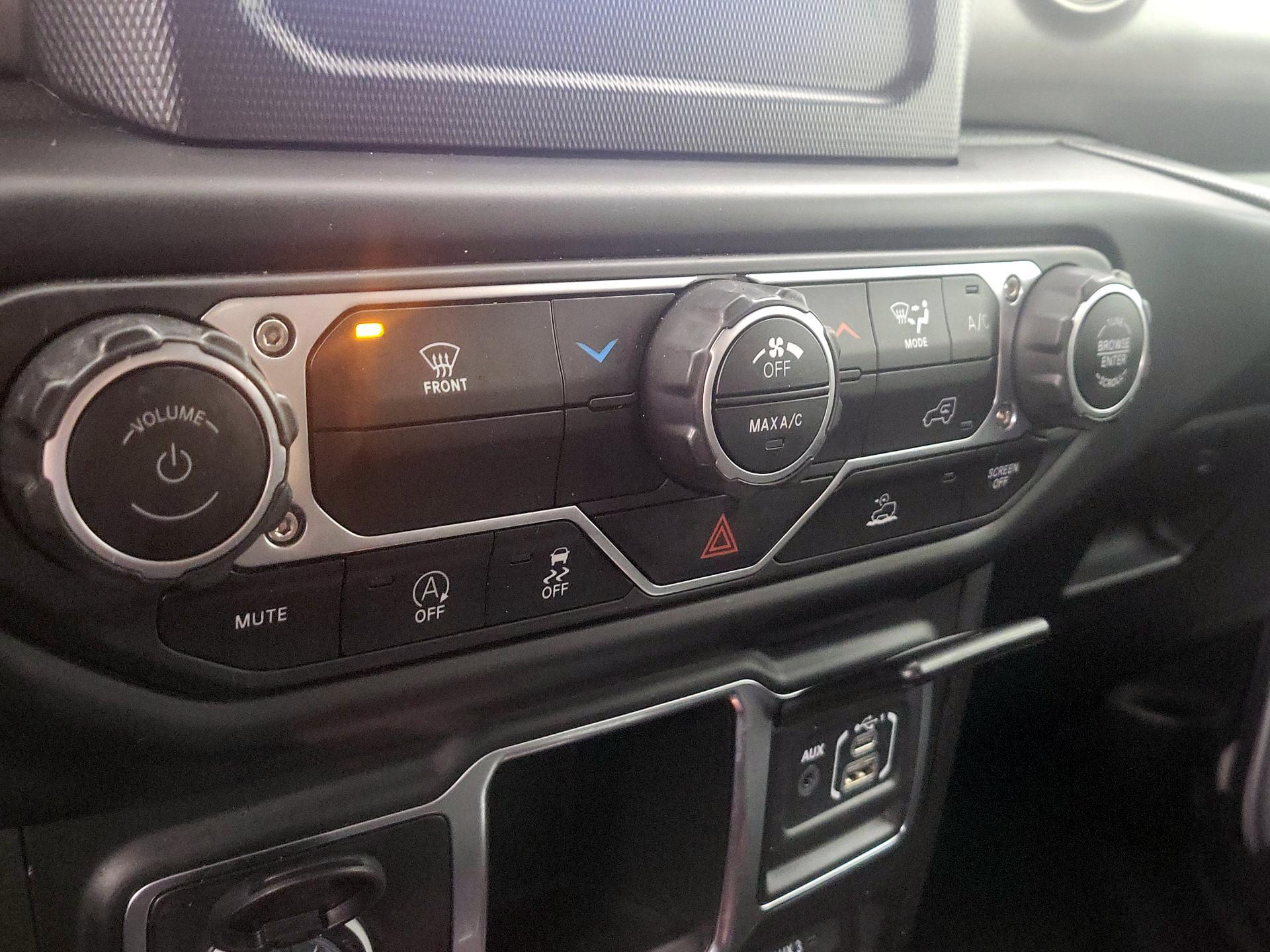 Thumbnail: 2023 Jeep Wrangler - 16