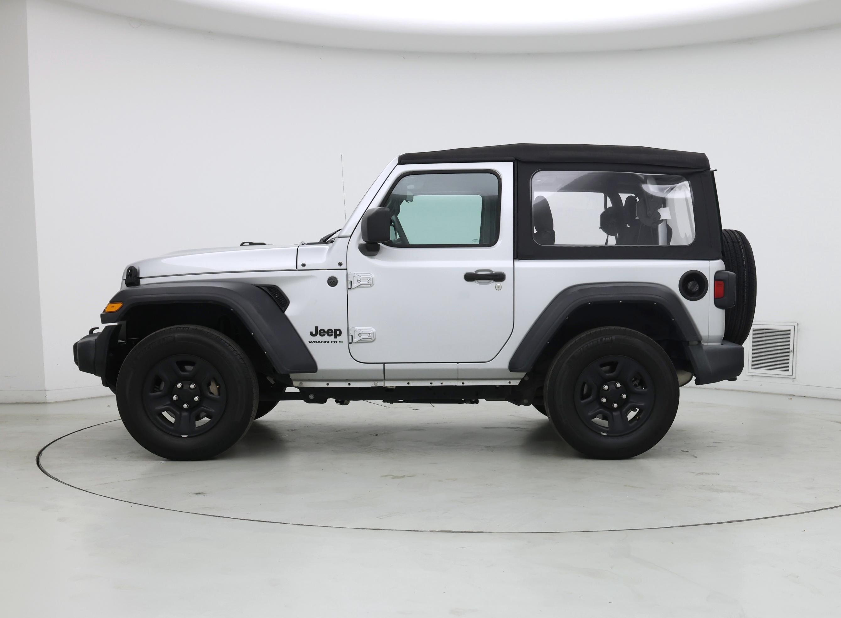Thumbnail: 2023 Jeep Wrangler - 3