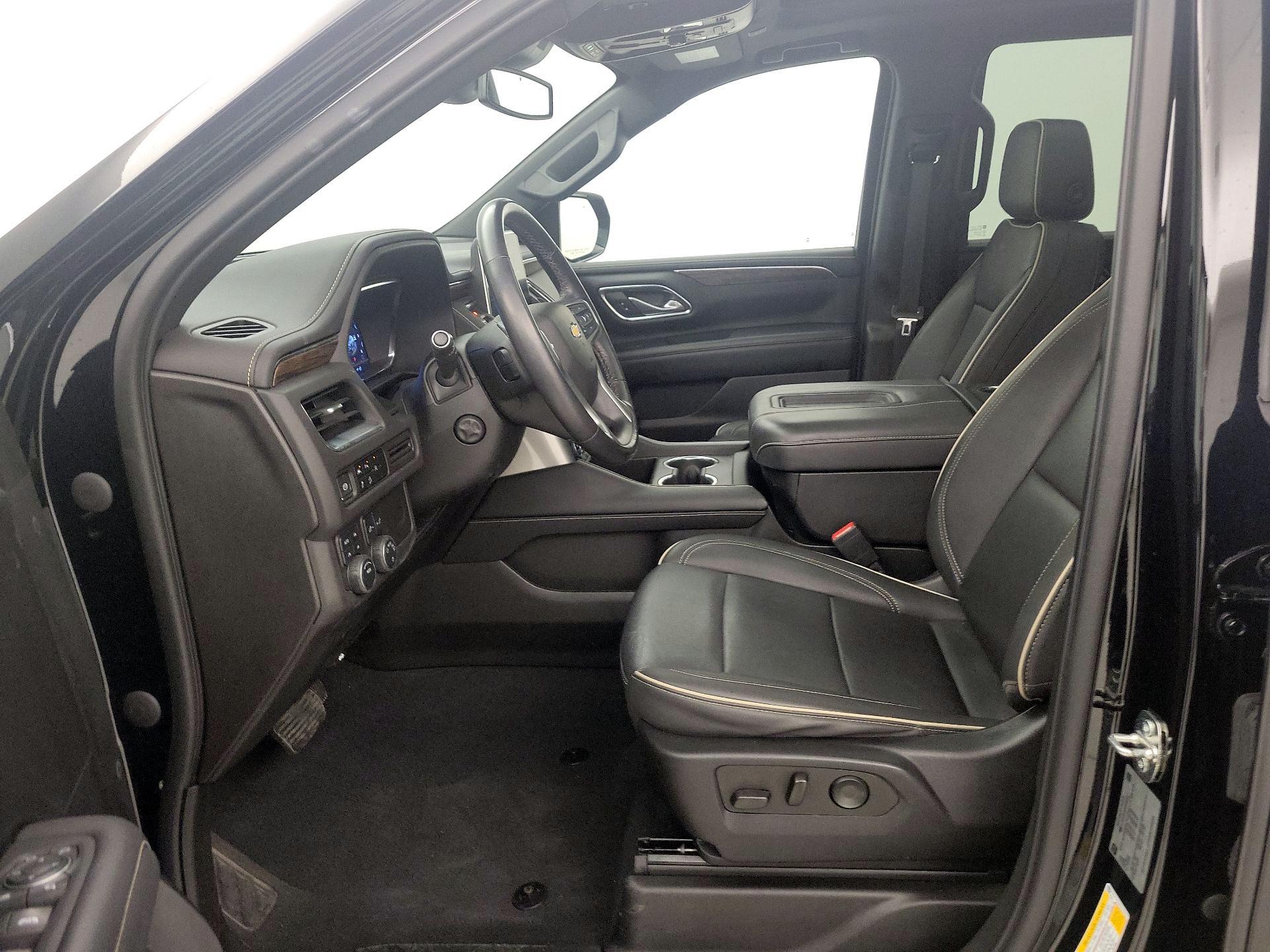 Thumbnail: 2023 Chevrolet Tahoe - 11