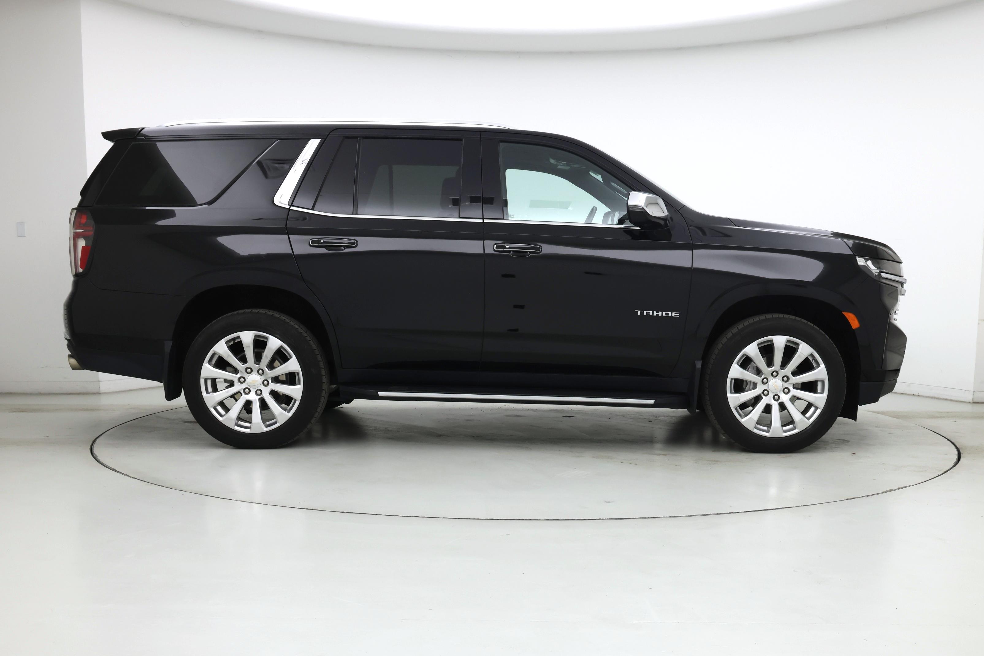 Thumbnail: 2023 Chevrolet Tahoe - 7