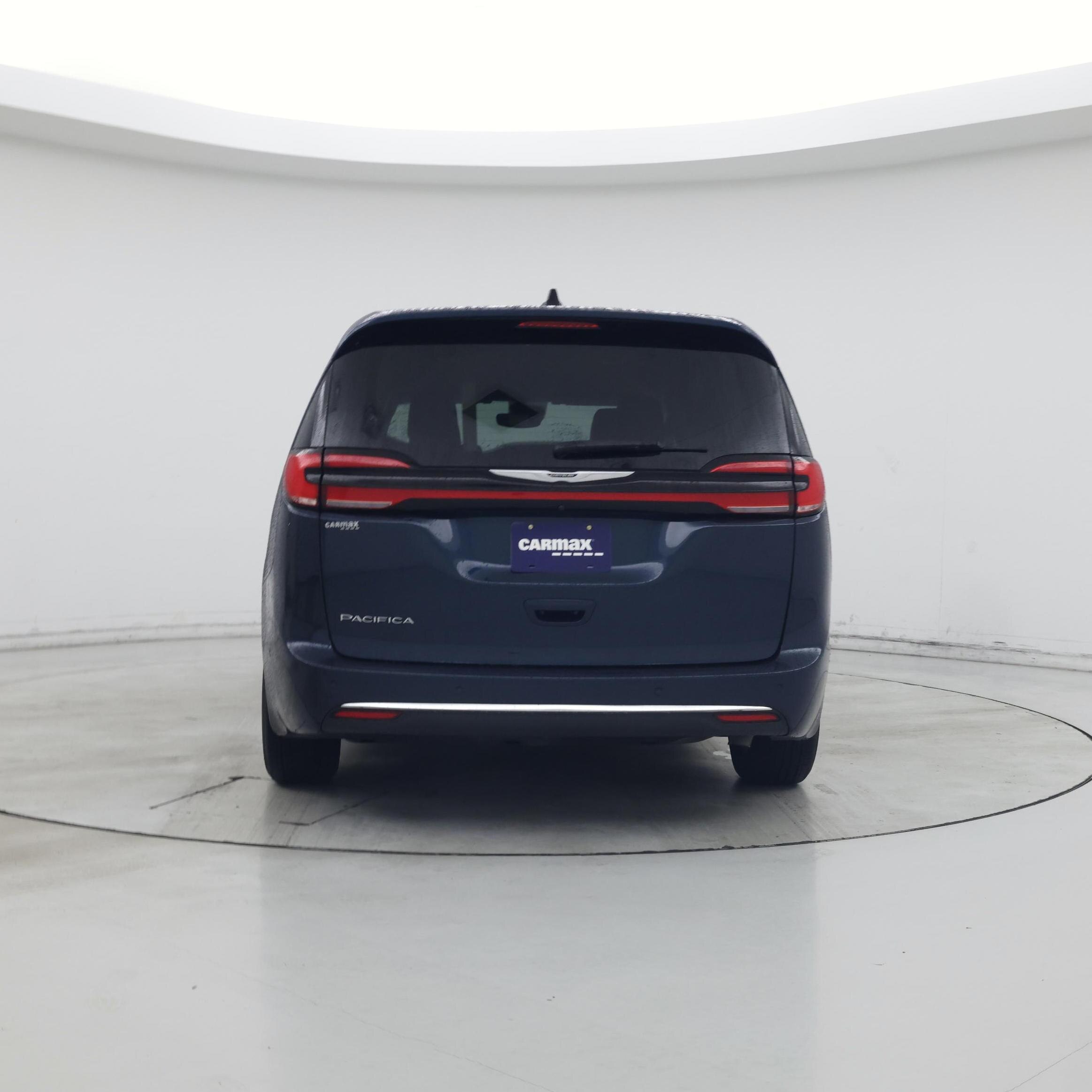 Thumbnail: 2023 Chrysler Pacifica - 6