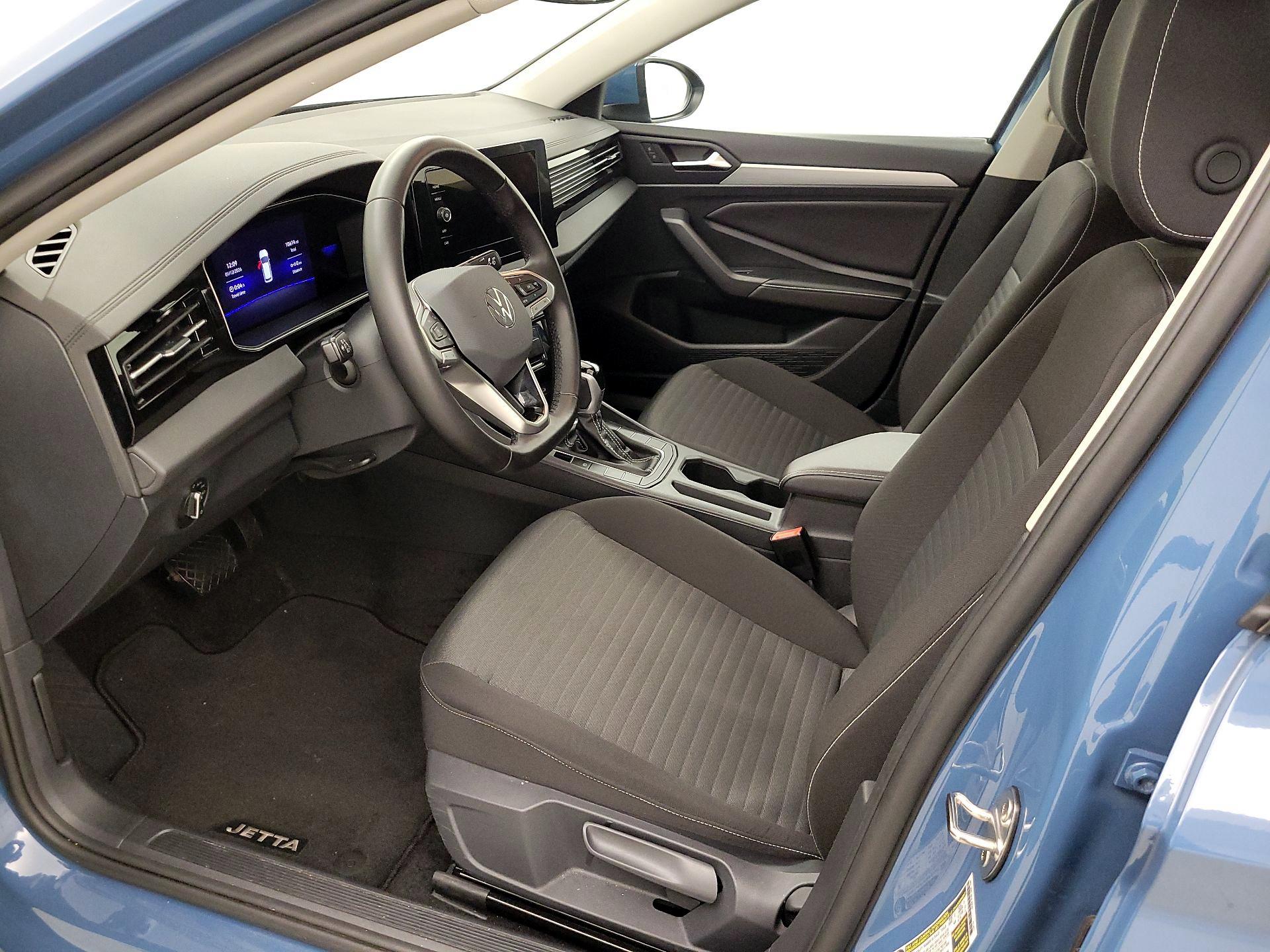 Thumbnail: 2025 Volkswagen Jetta - 11