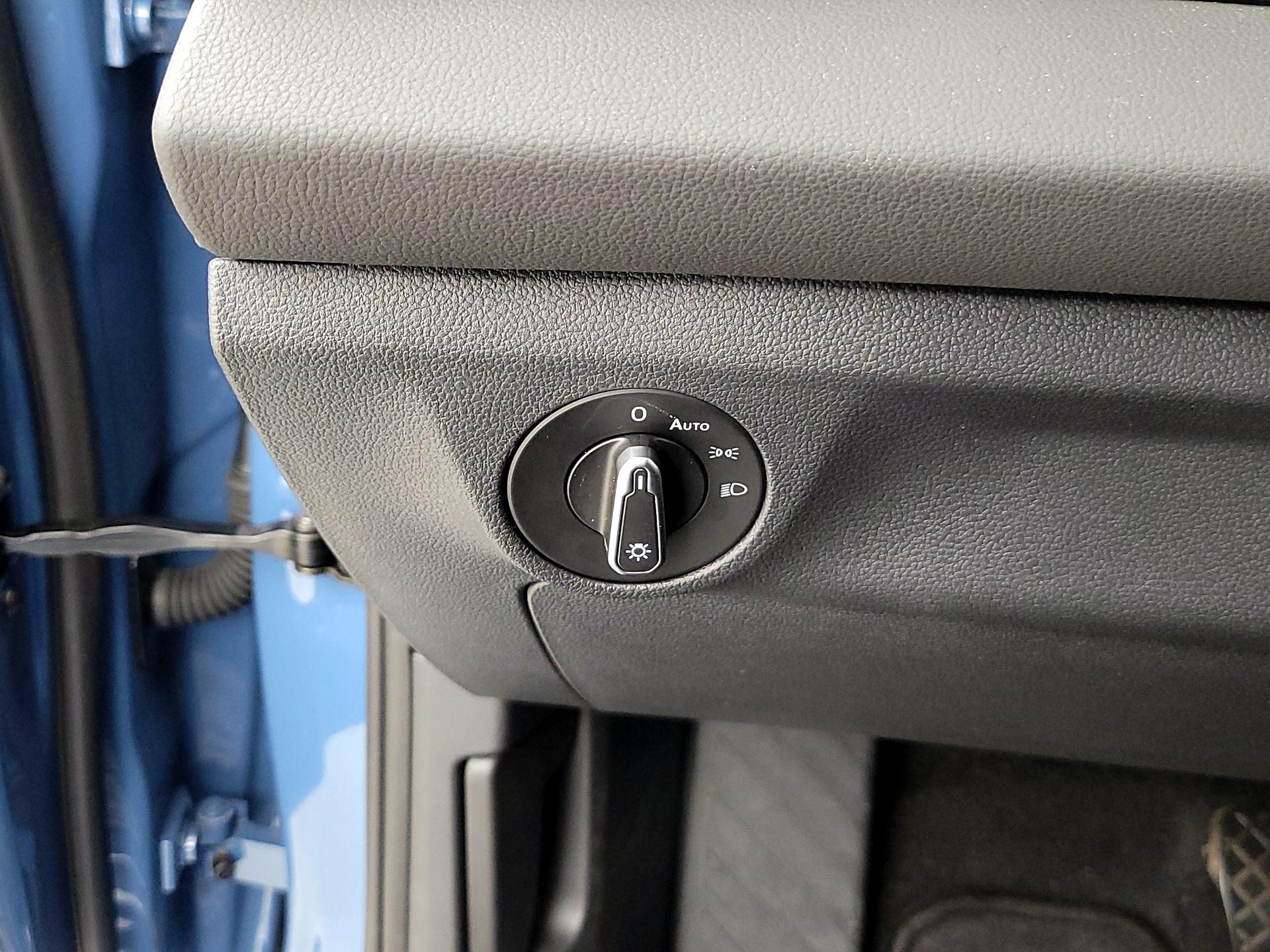 Thumbnail: 2025 Volkswagen Jetta - 13