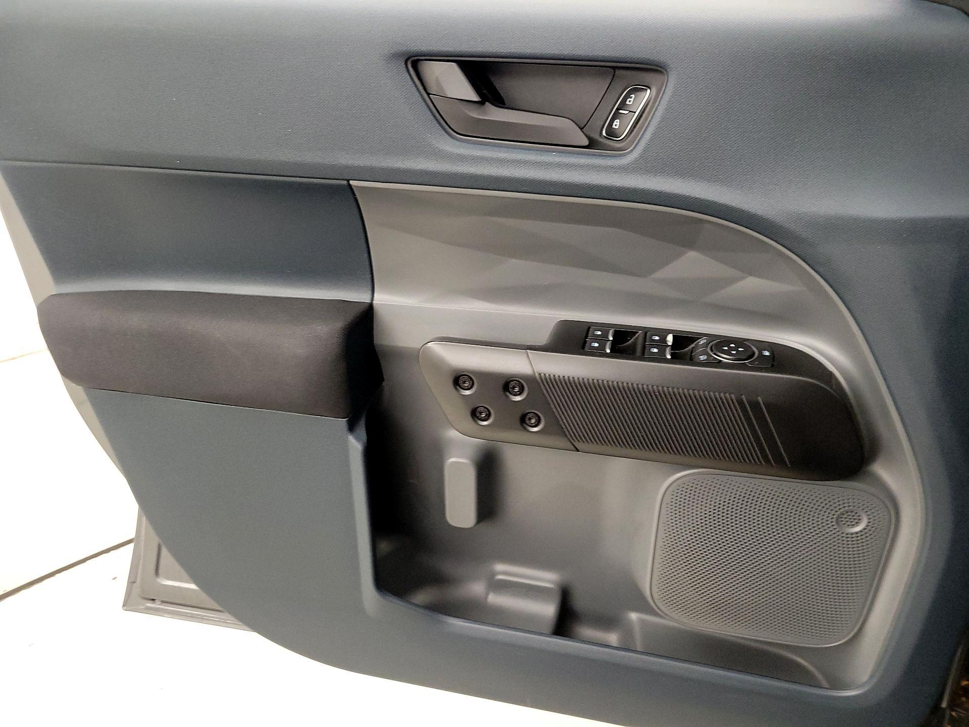 Thumbnail: 2022 Ford Maverick - 12