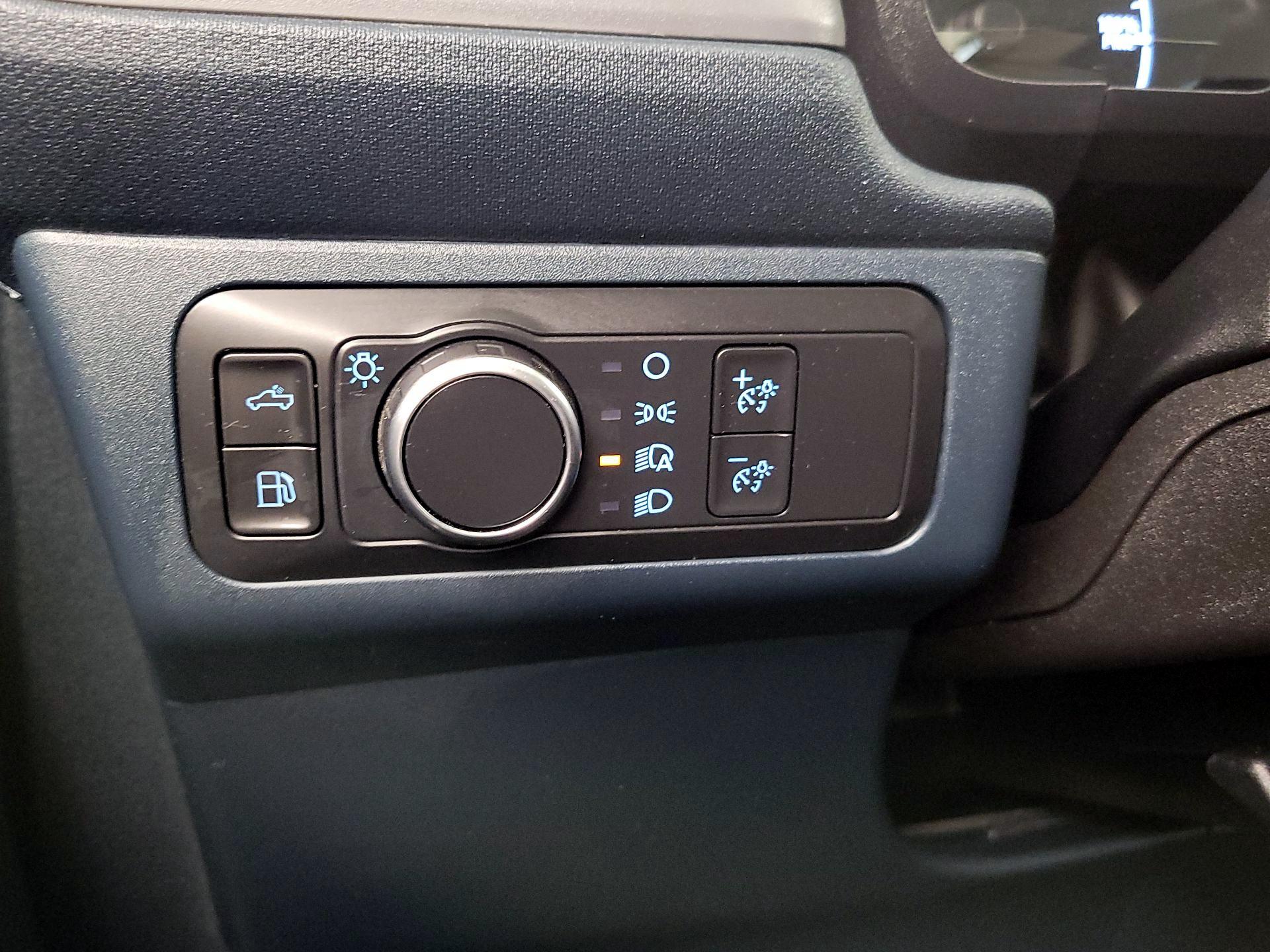 Thumbnail: 2022 Ford Maverick - 13