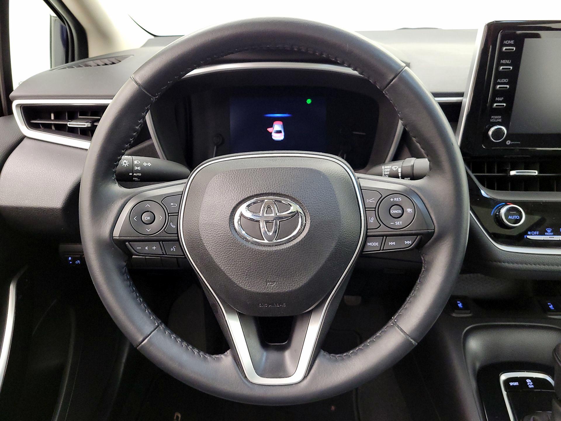 Thumbnail: 2022 Toyota Corolla - 10