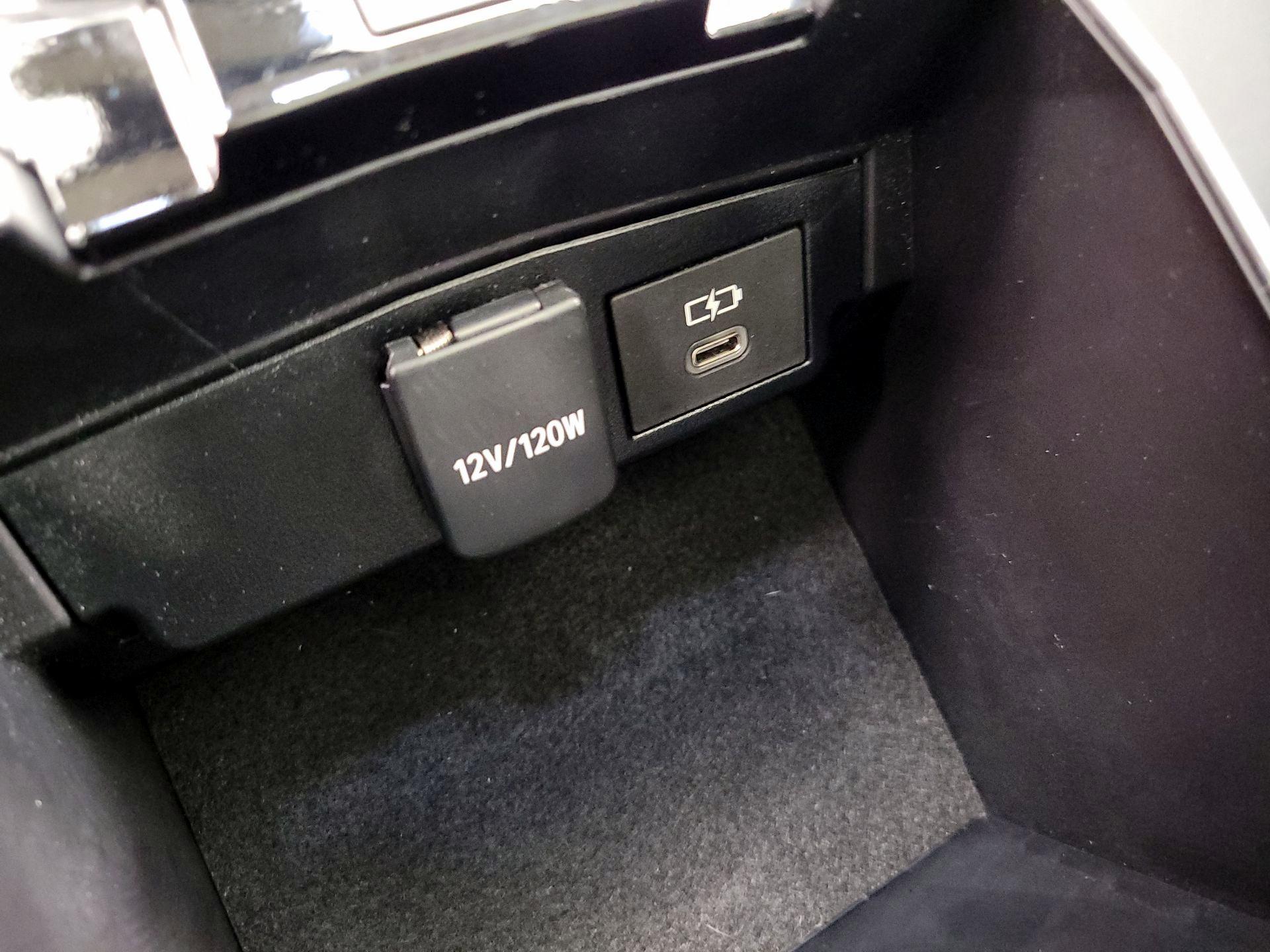 Thumbnail: 2022 Toyota Corolla - 19