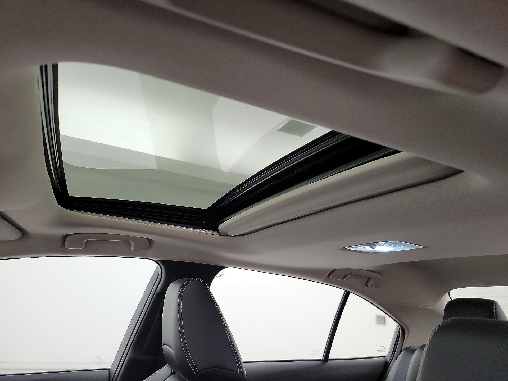 Thumbnail: 2022 Toyota Corolla - 20