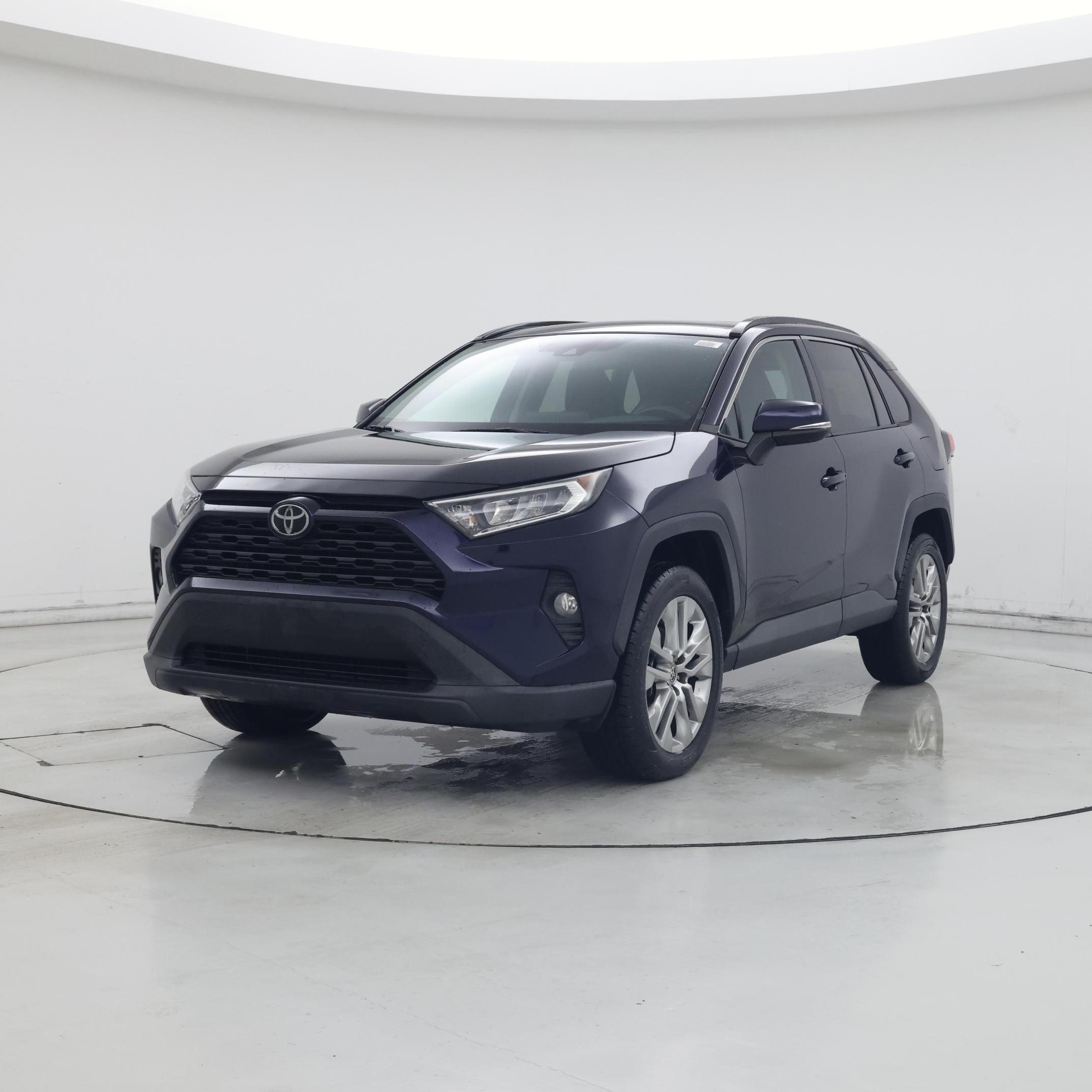 Thumbnail: 2021 Toyota RAV4 - 4