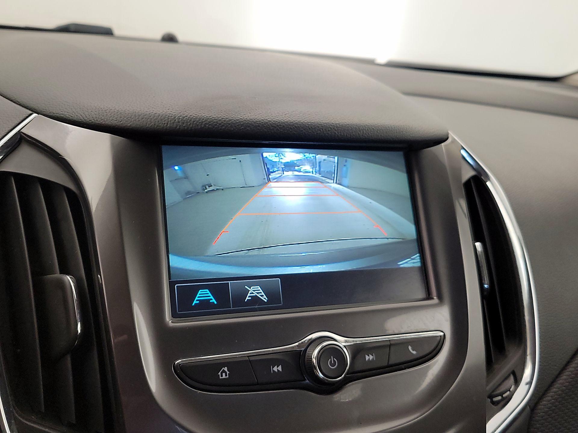 Thumbnail: 2018 Chevrolet Cruze - 14