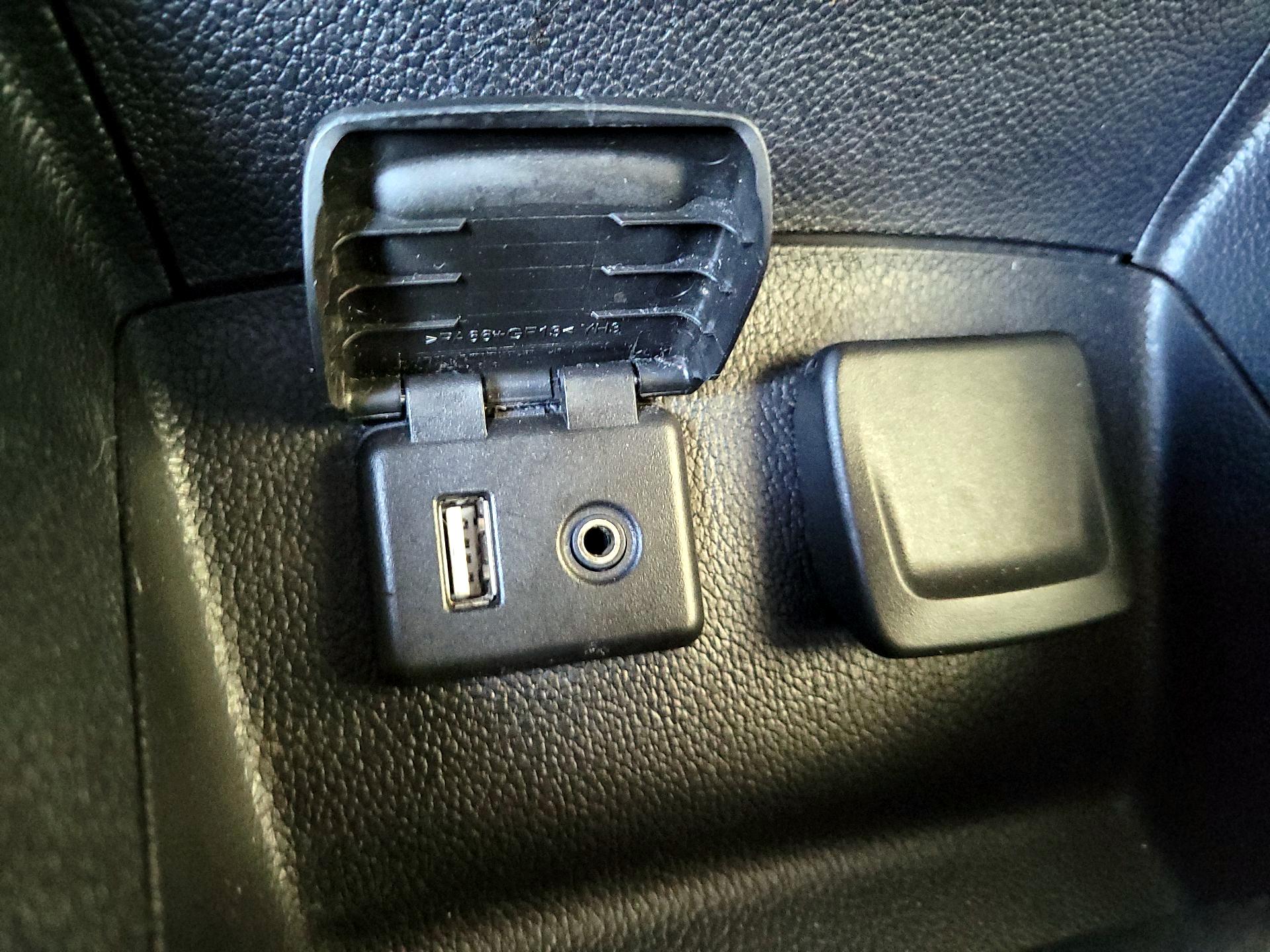 Thumbnail: 2018 Chevrolet Cruze - 18