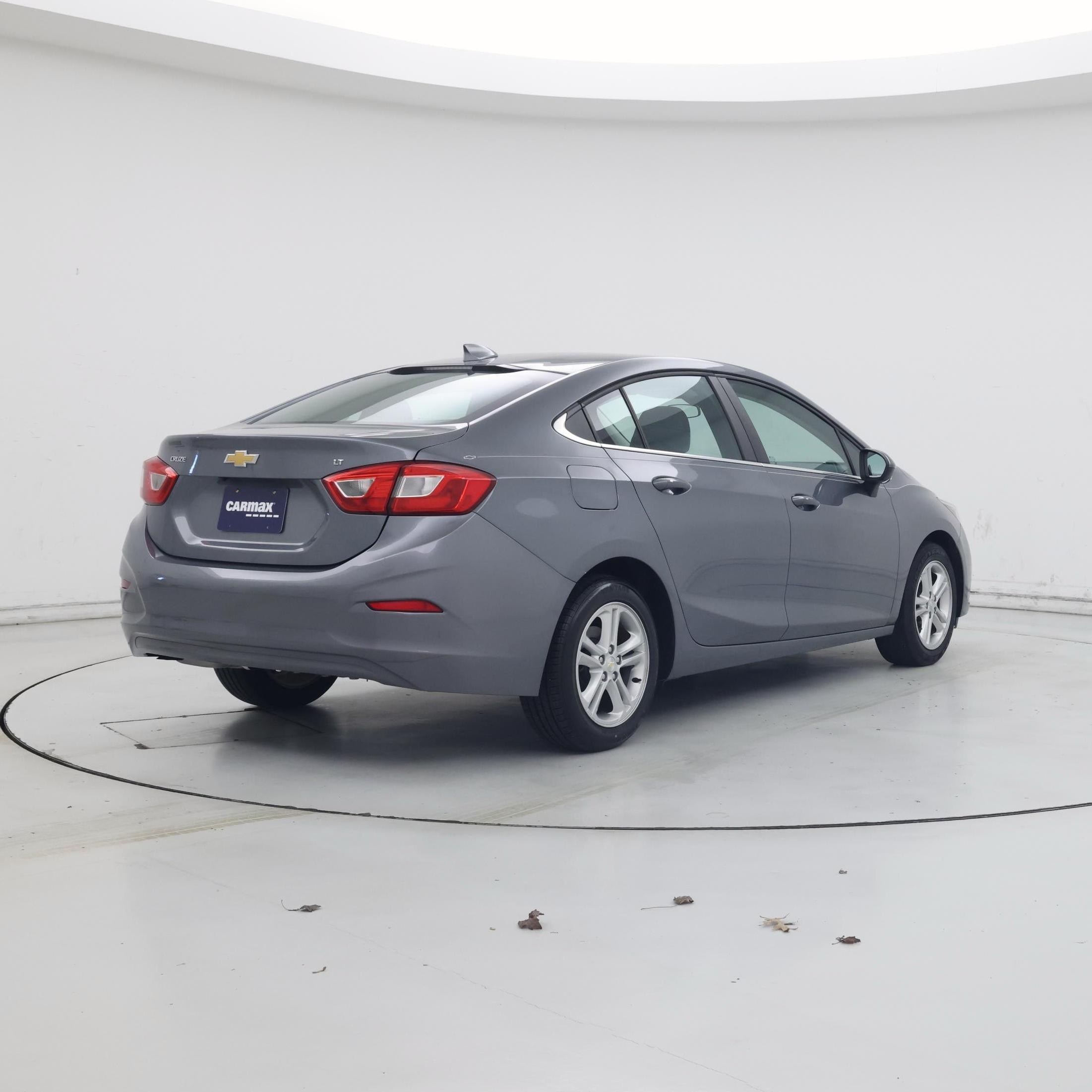 Thumbnail: 2018 Chevrolet Cruze - 8