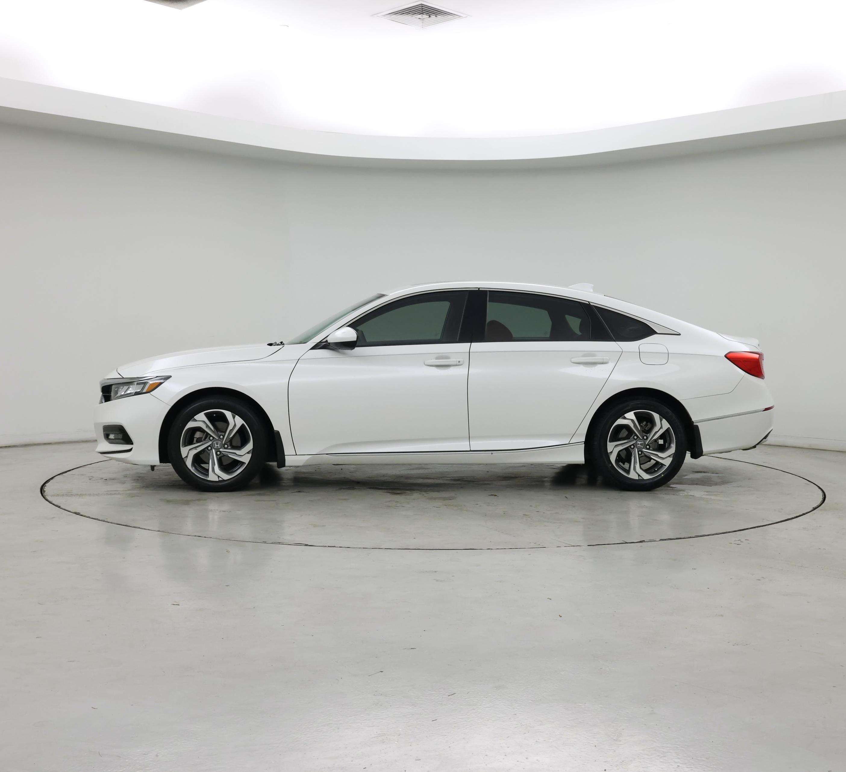 Thumbnail: 2020 Honda Accord - 3