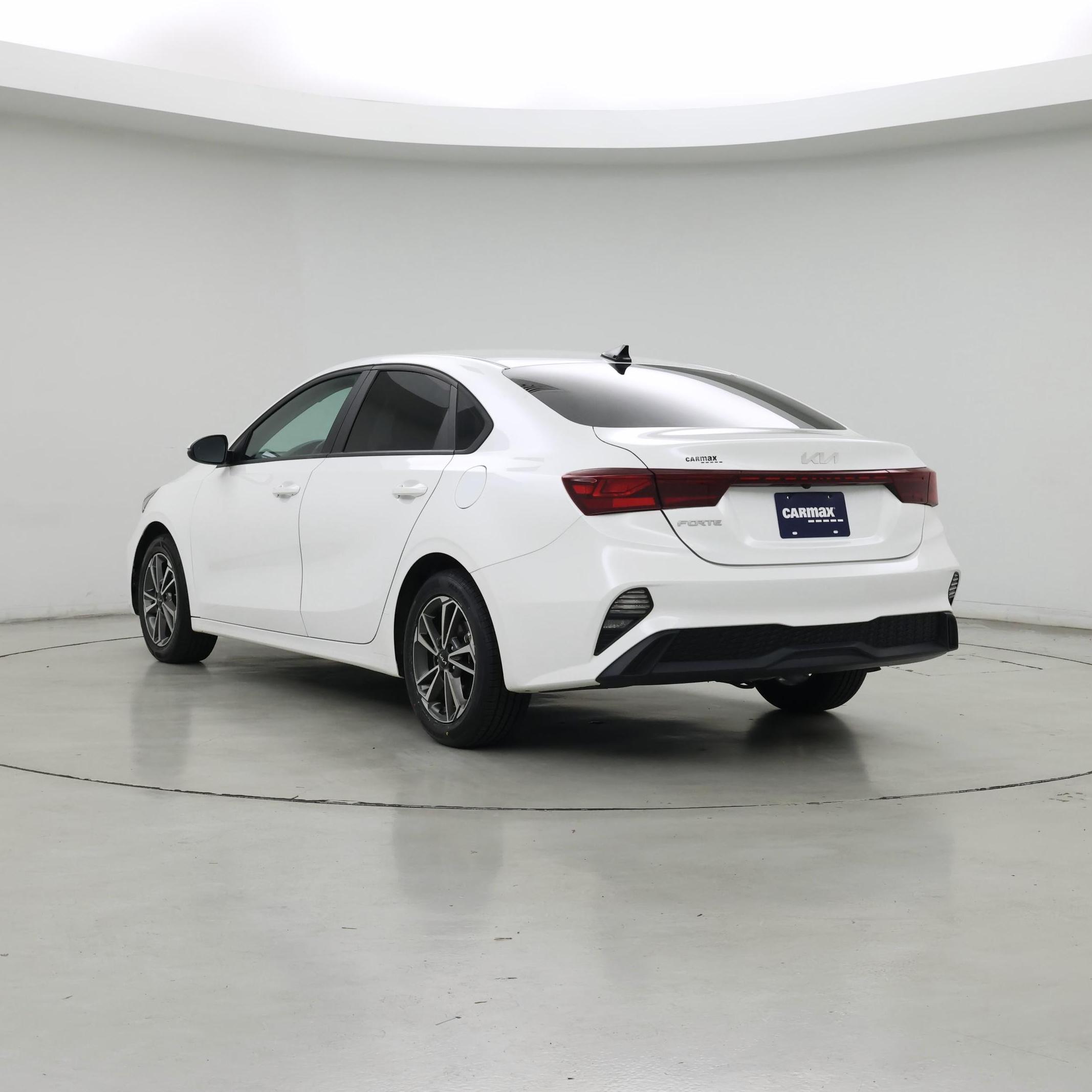 Thumbnail: 2023 Kia Forte - 2